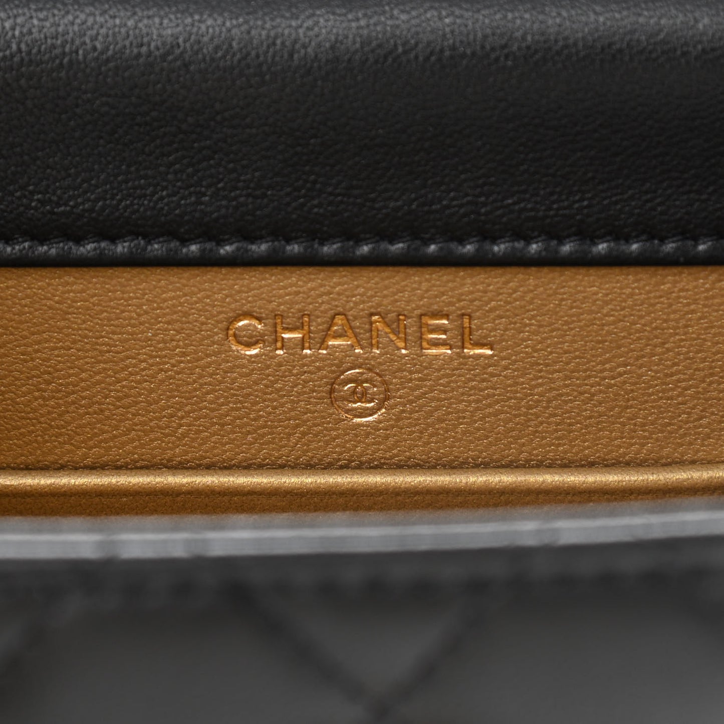 Lambskin Quilted Vertical Pearl Crush Flap With Chain Black