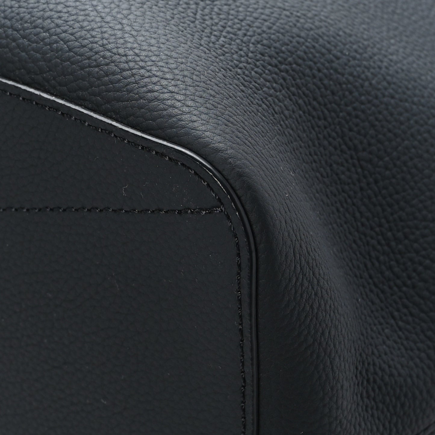 Calfskin Aerogram Lockit Tote Black