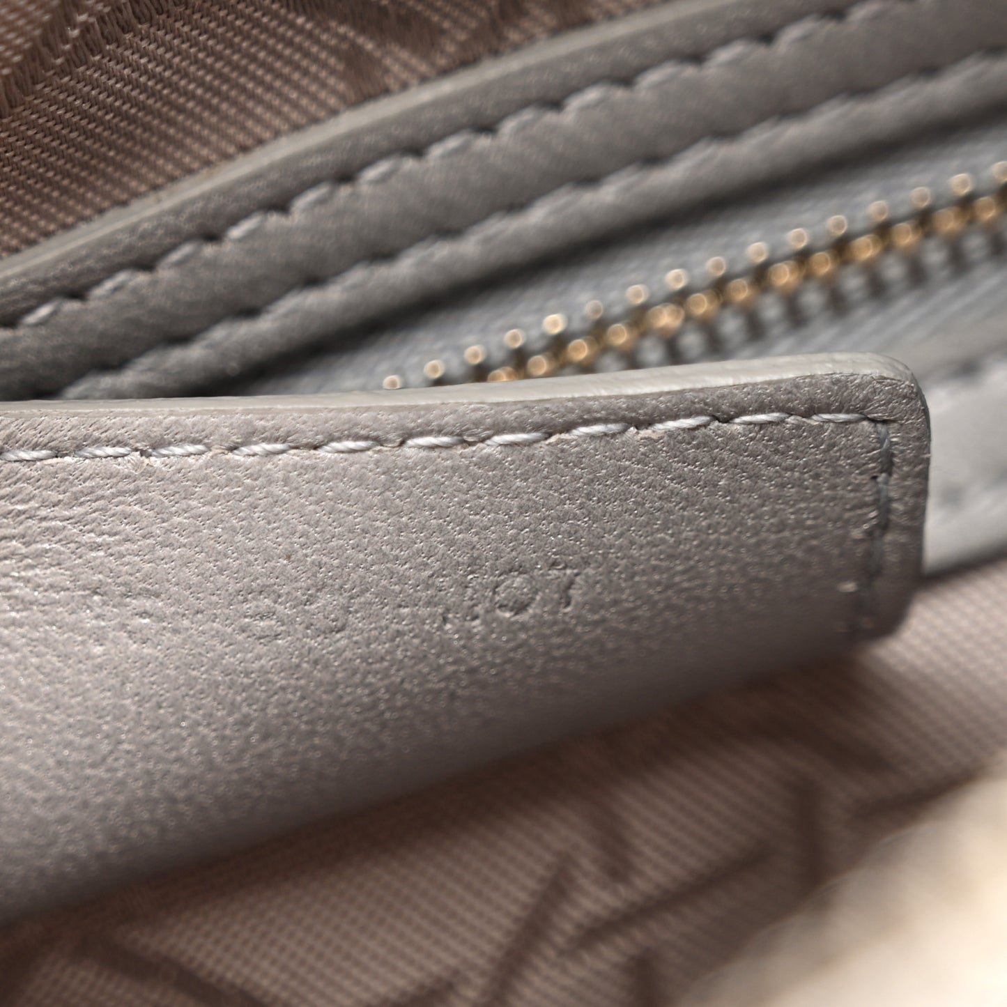 Pearly Lambskin Cannage Medium Lady Dior Grey