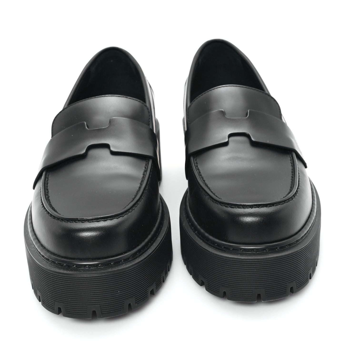Glazed Calfskin Womens Hitch Loafers 38 Black