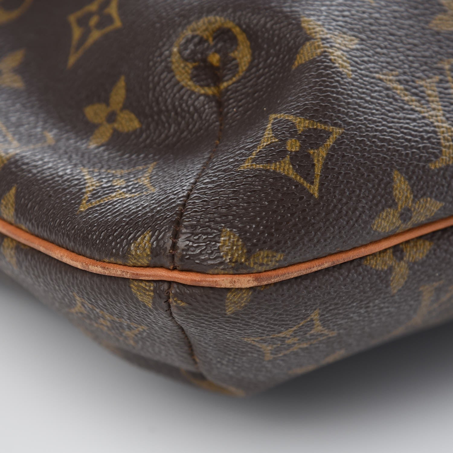 Louis Vuitton Monogram Musette GM 13 of 14
