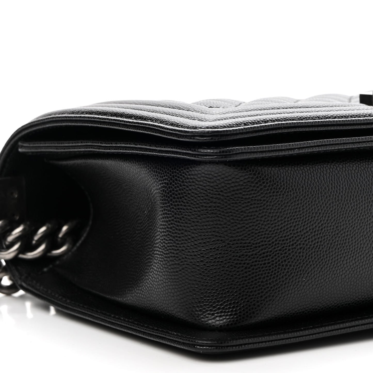 Caviar Quilted Medium Boy Flap Black