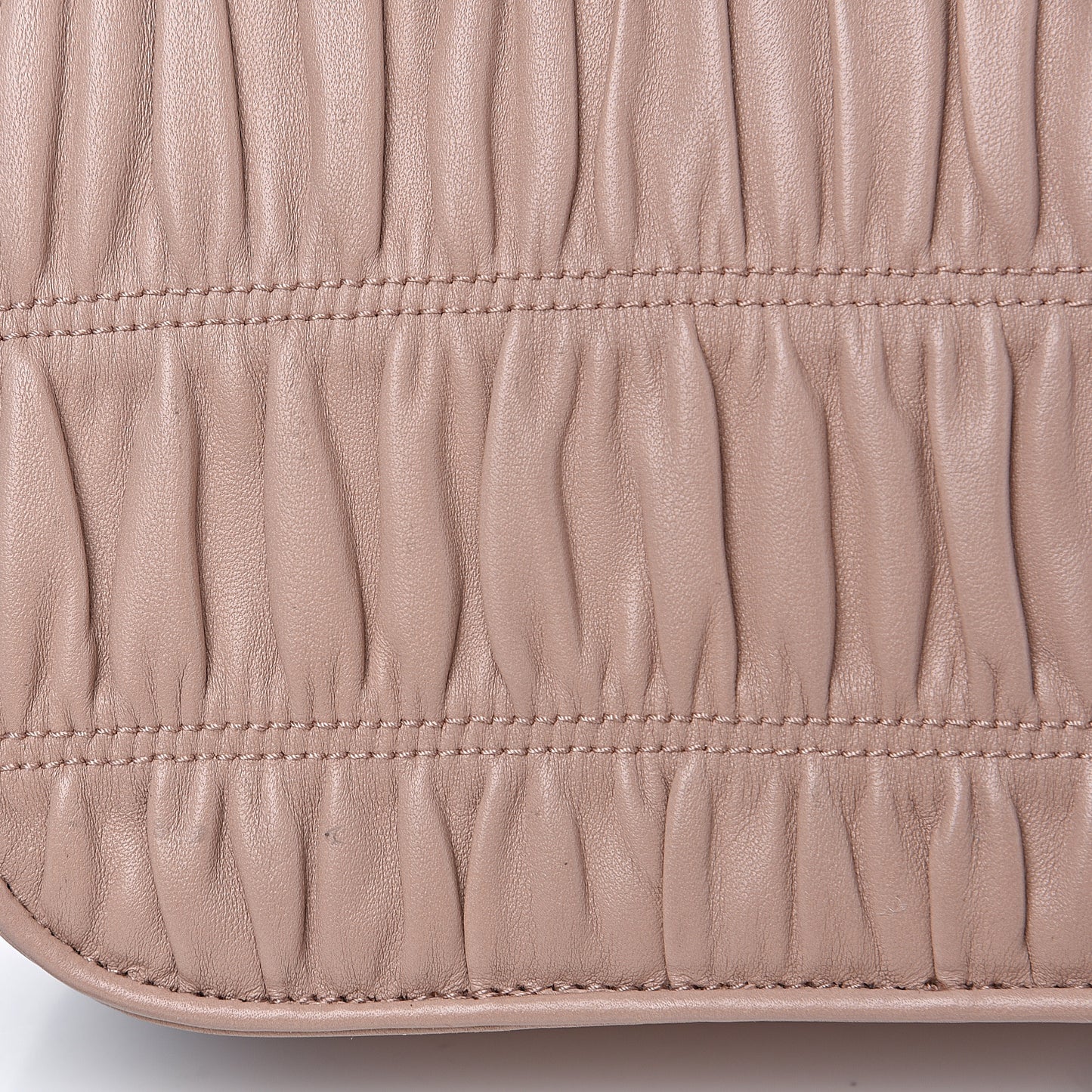 Nappa Gaufre Flap Cipria