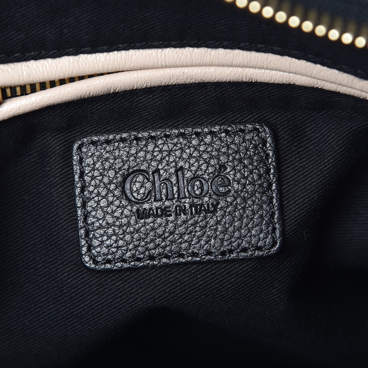 Calfskin Medium Paraty Black