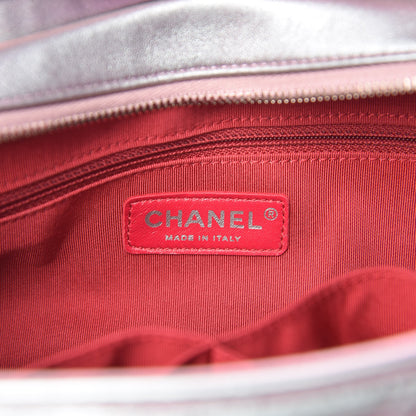 Chanel Iridescent Lambskin Calfskin Quilted Medium Gabrielle Hobo Light Purple 6 of 11