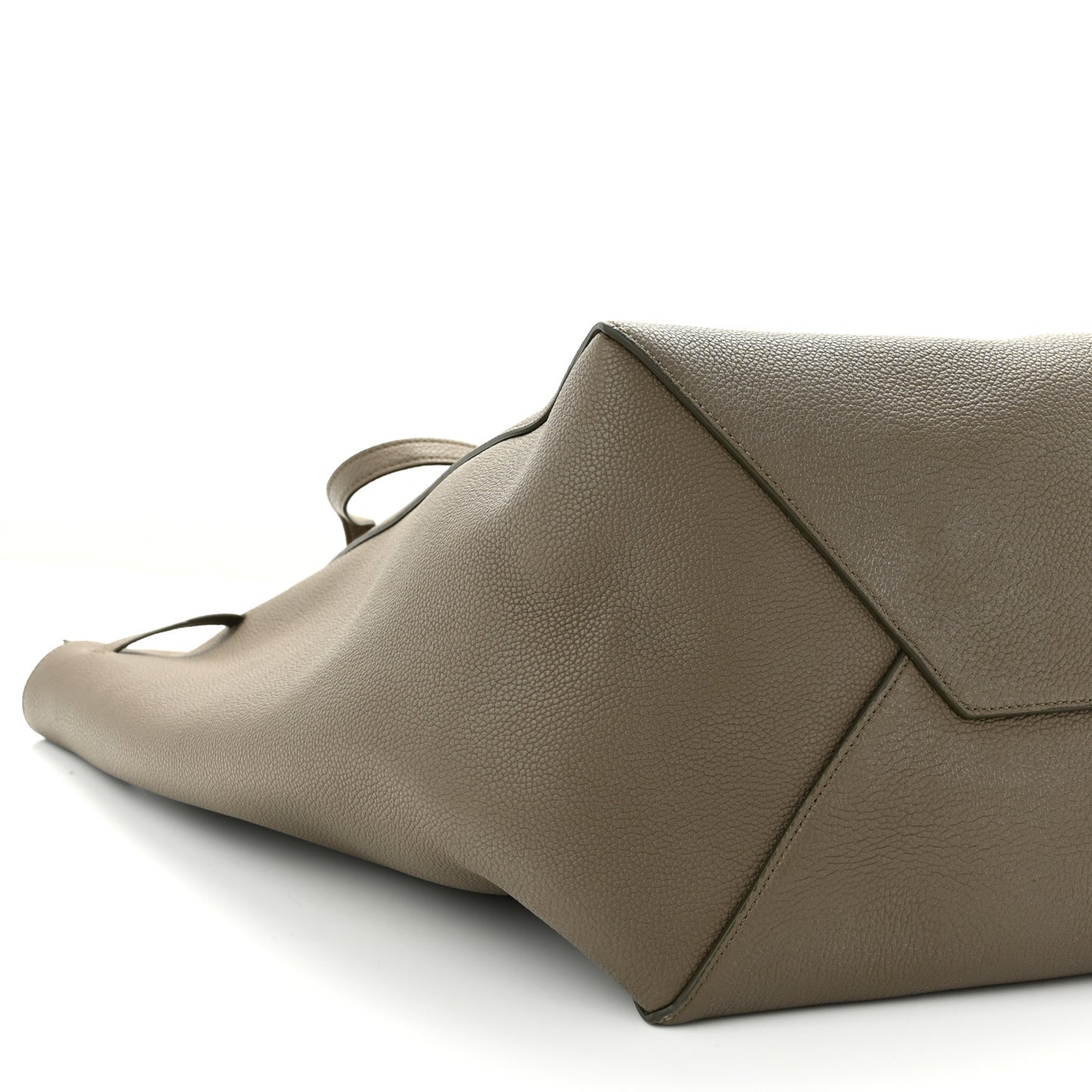 Soft Grained Calfskin Medium Belt Cabas Phantom Taupe