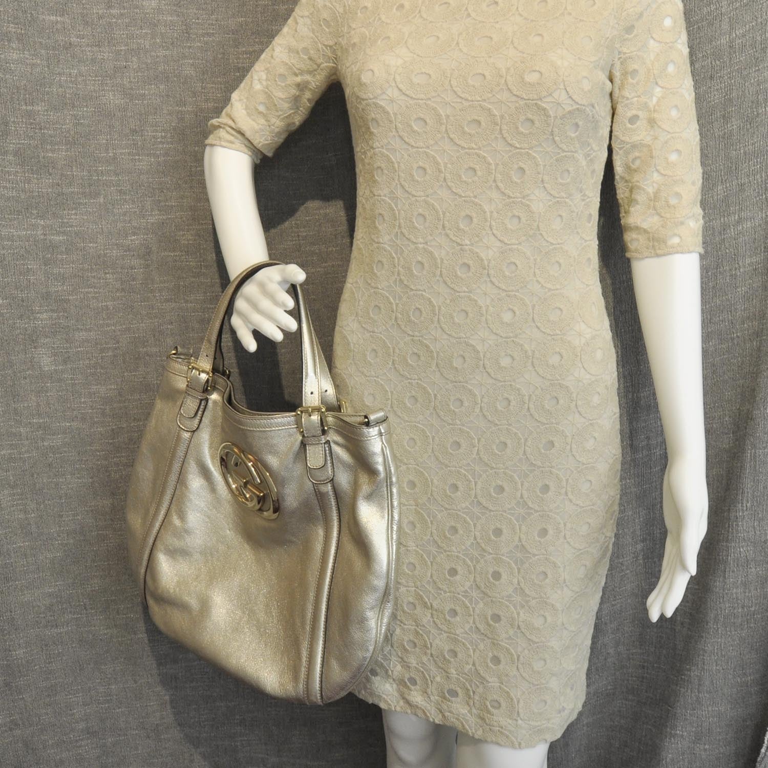 Gucci Leather Medium Britt Hobo Metallic Gold 2 of 10