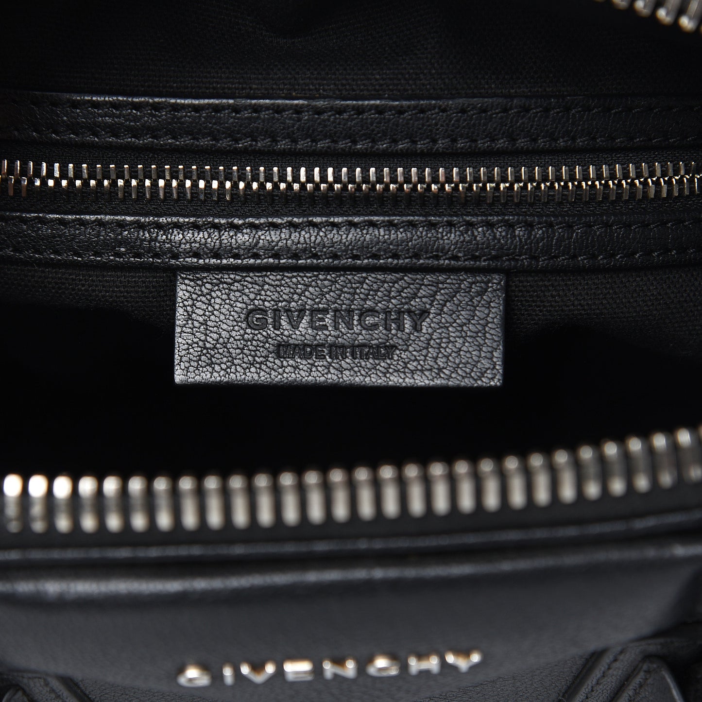 Sugar Goatskin Small Antigona Black