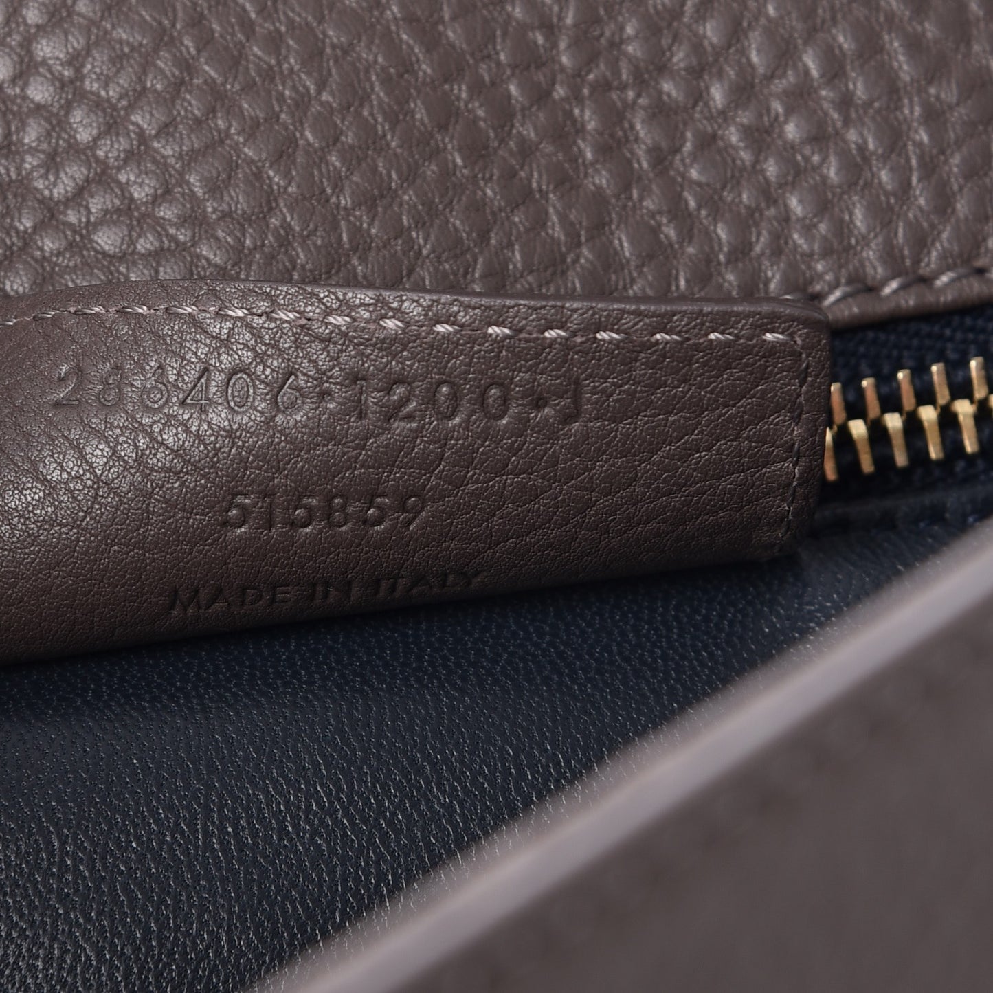 Grained Calfskin Tube L Clutch Grey