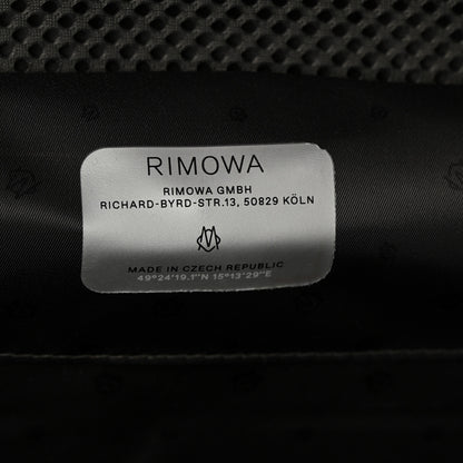 Rimowa Gloss Polycarbonate Essential Trunk Plus White 5 of 16