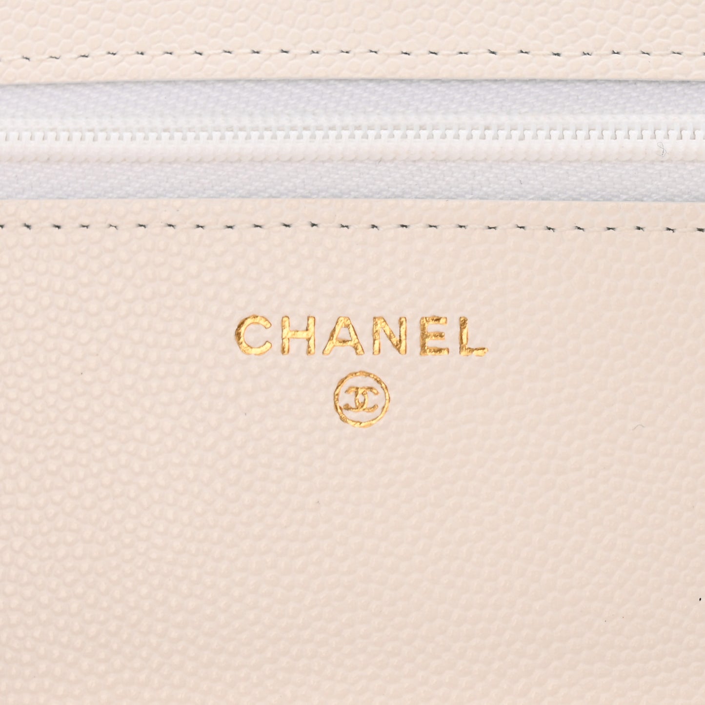 Caviar Quilted Wallet On Chain WOC White