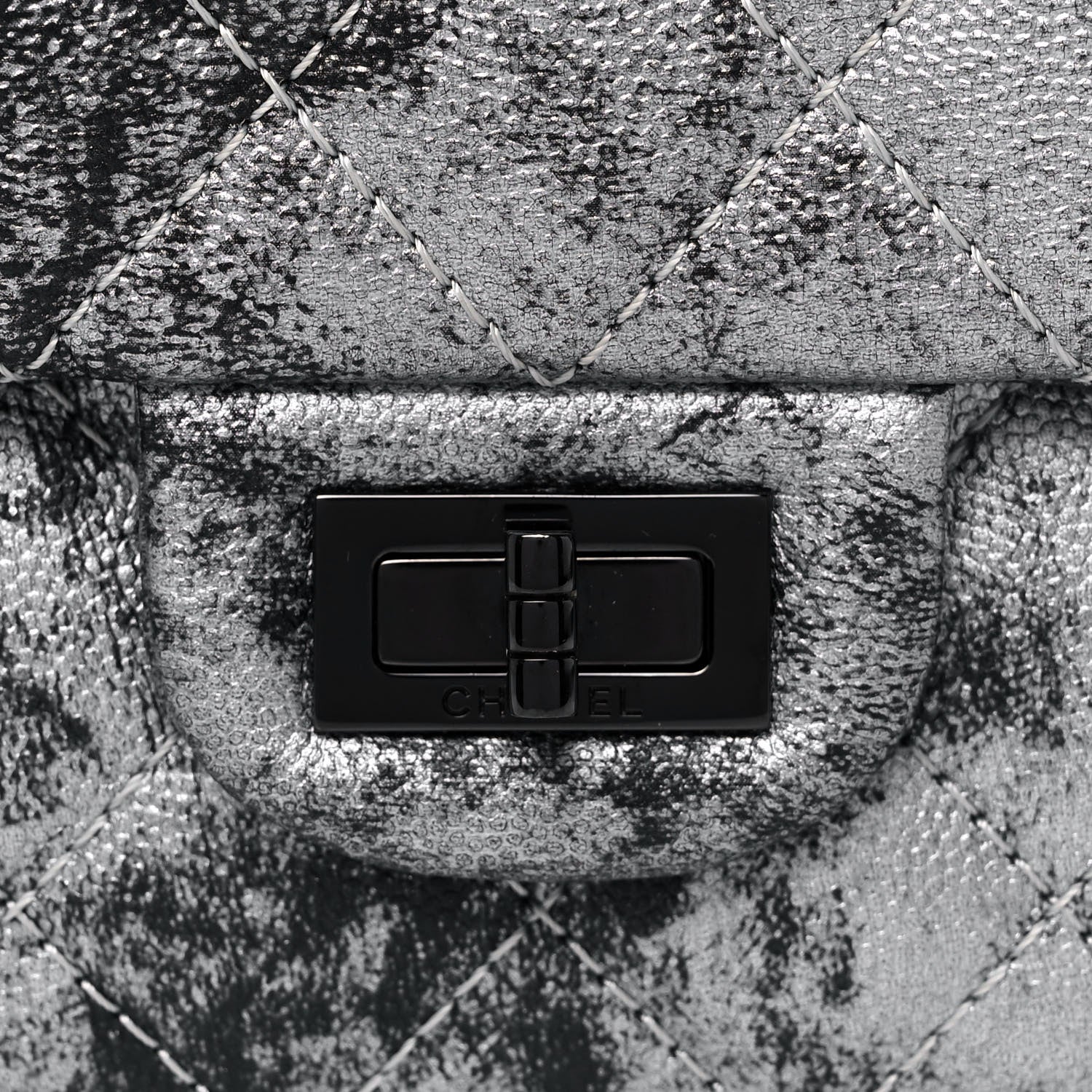 Chanel Metallic Caviar Quilted 2.55 Reissue 226 Flap Silver Black 8 of 15