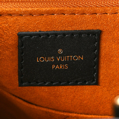 Louis Vuitton Empreinte Monogram Giant Onthego MM Black 6 of 10