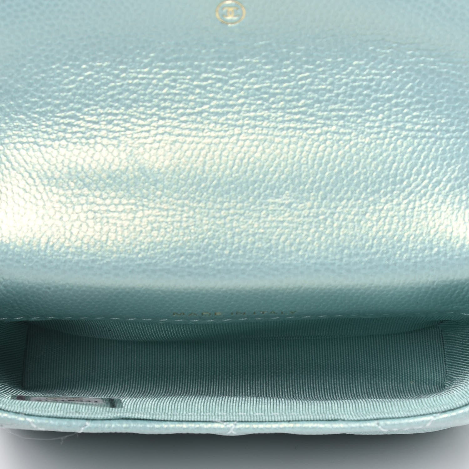 Chanel Iridescent Caviar Quilted Pearl On Top Coin Purse With Chain Light Green 5 of 12