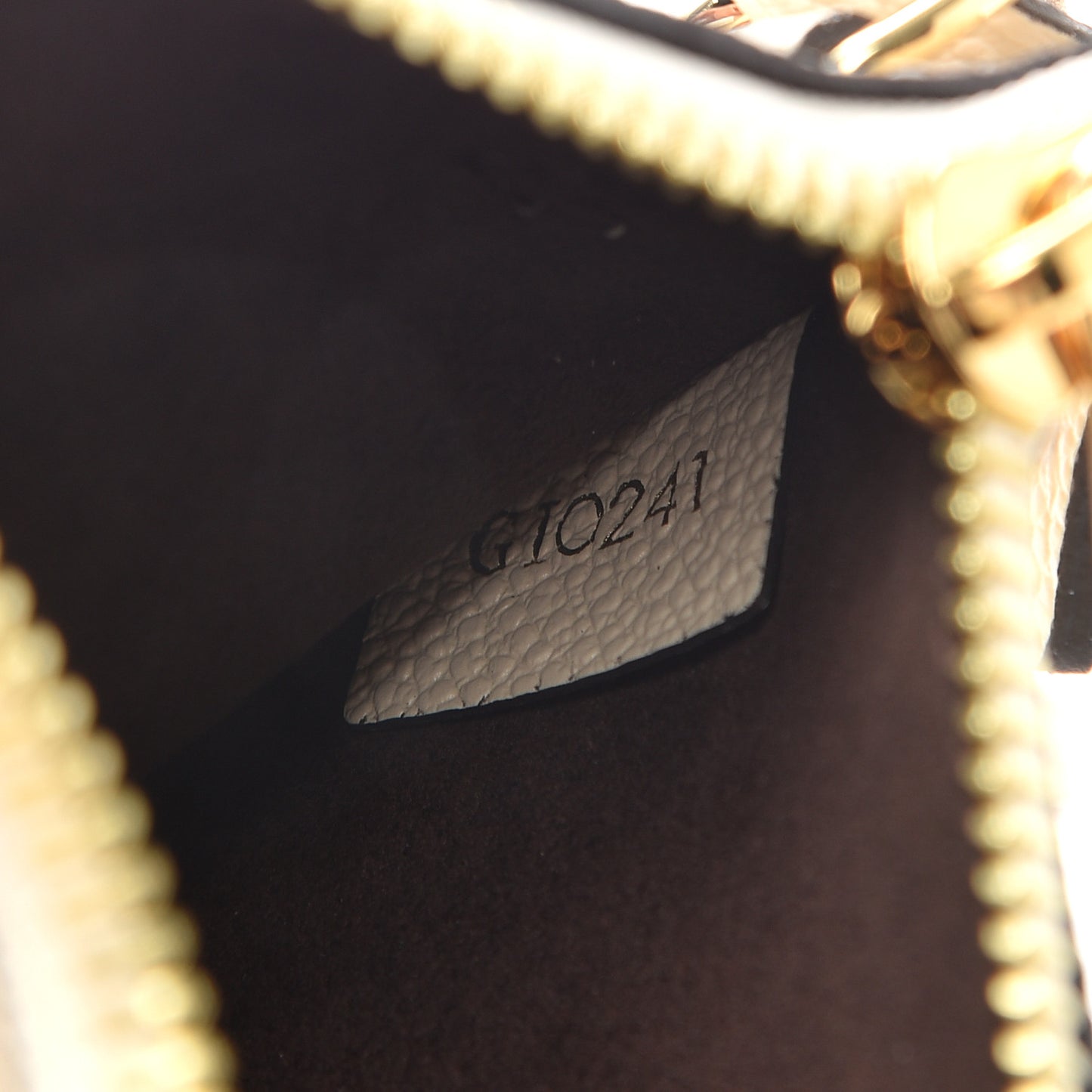 Empreinte Monogram Giant Neverfull MM Pochette Cream