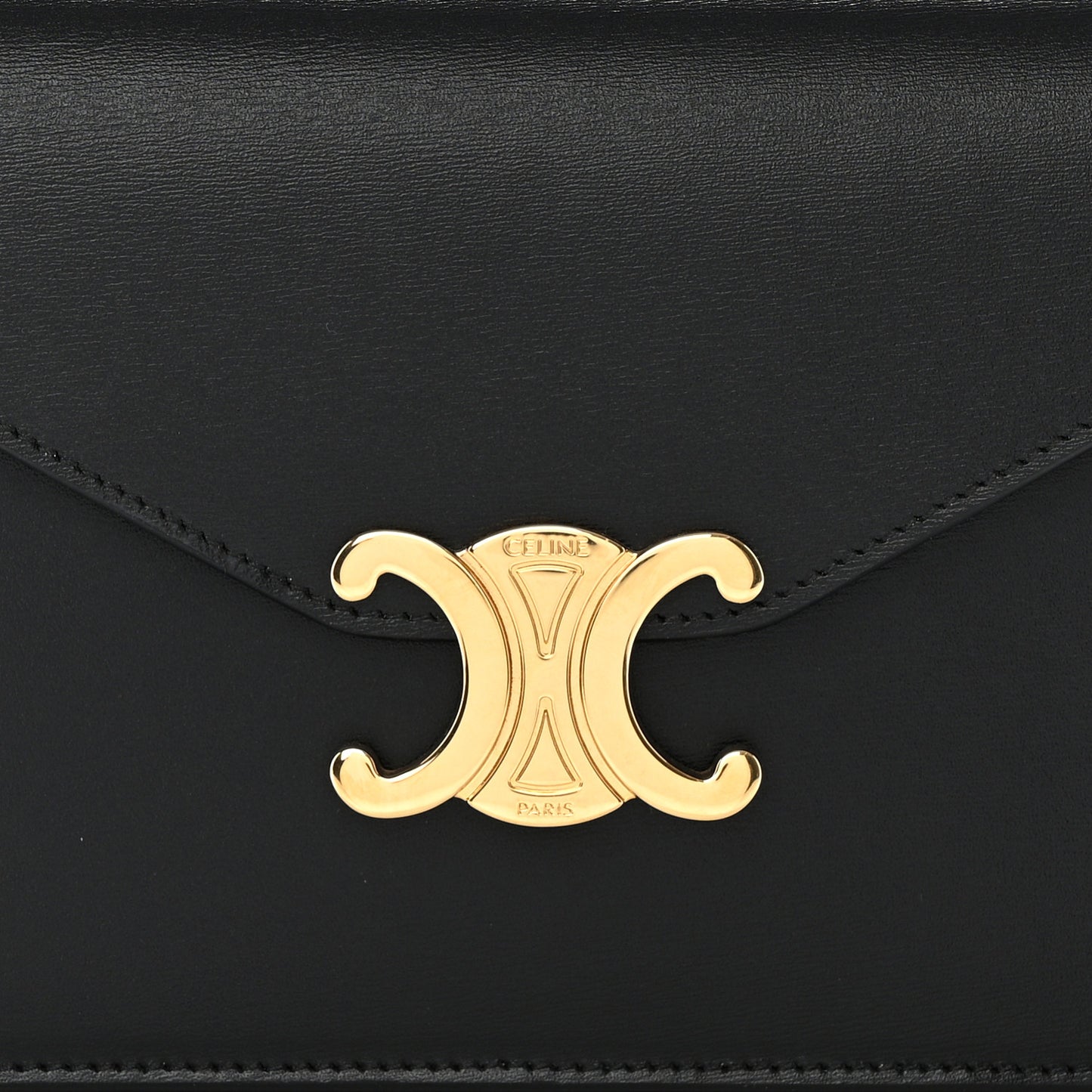 Shiny Calfskin Triomphe Margo Wallet on Chain Black