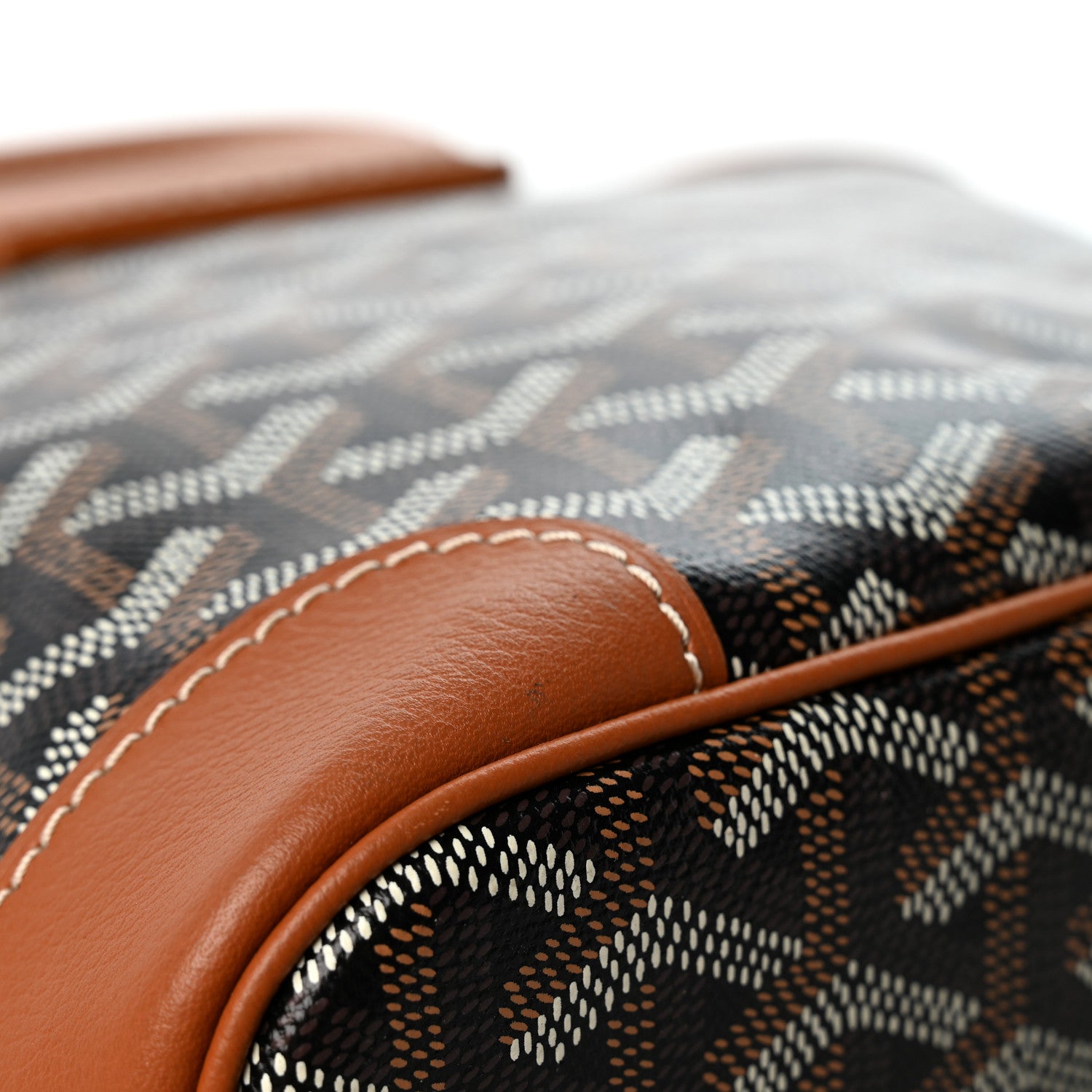 Goyard Goyardine Beluga Mini Black Gold 10 of 10