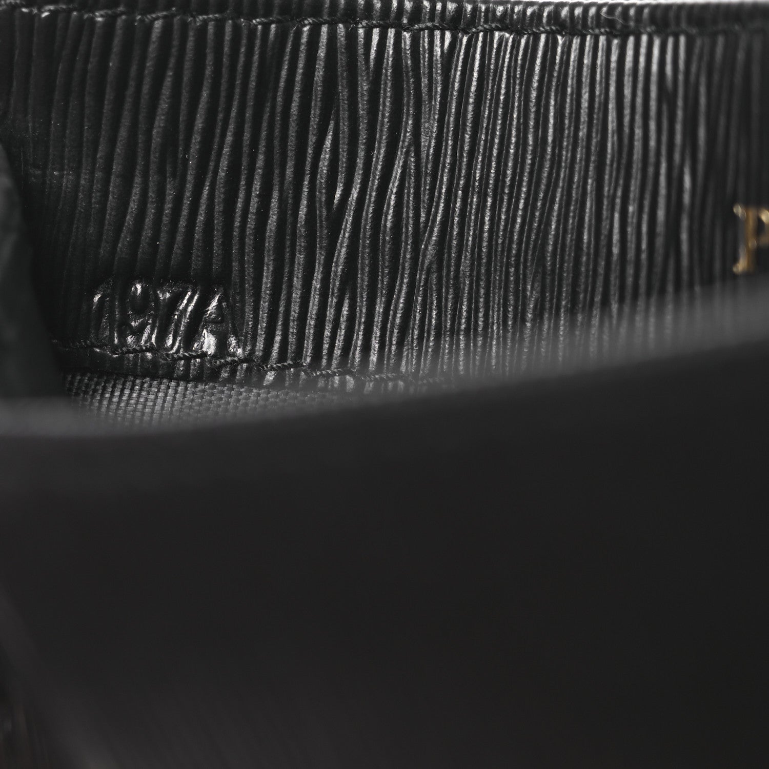 Prada Vitello Move Triangle Logo Card Case Black 7 of 8