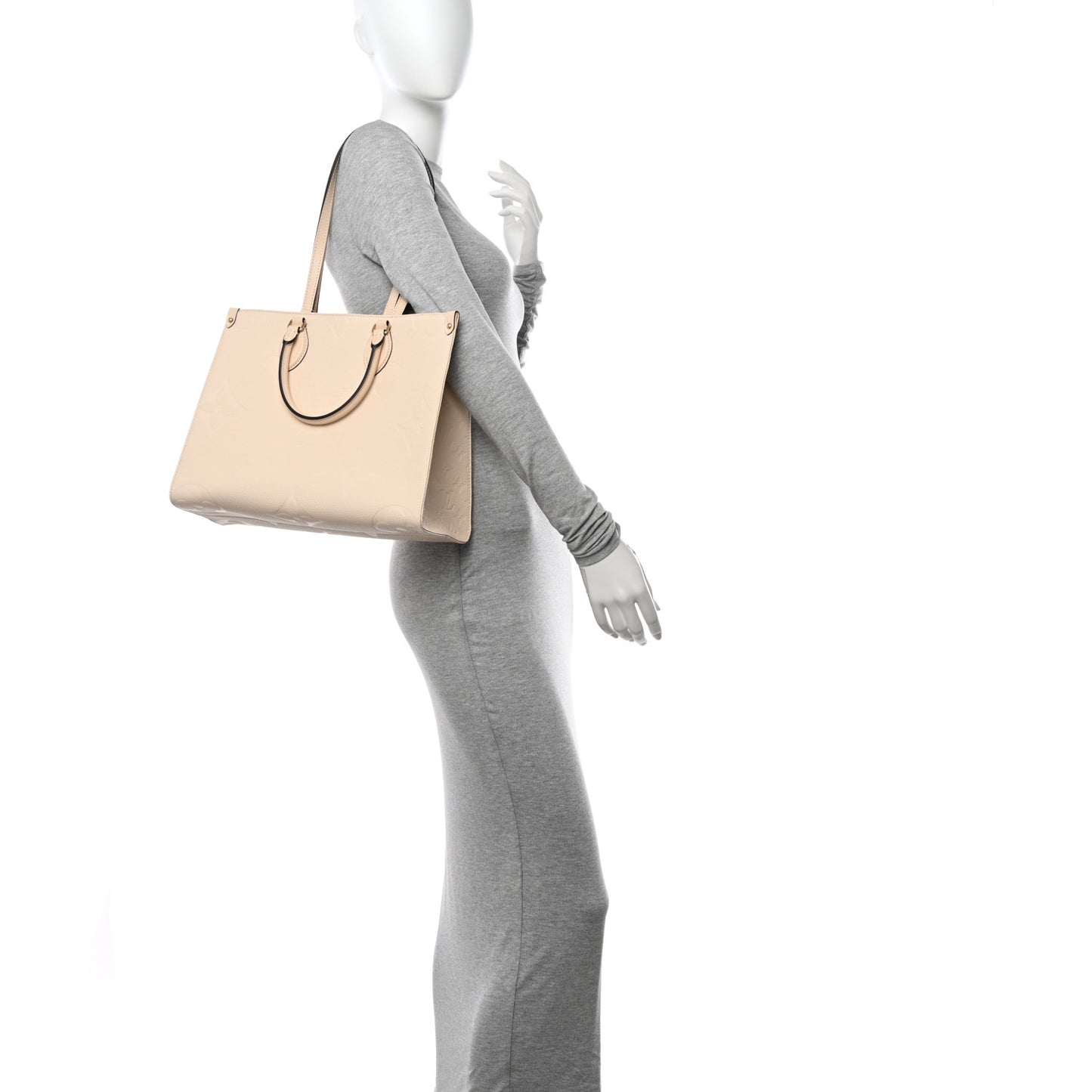 Empreinte Monogram Giant Onthego MM Creme