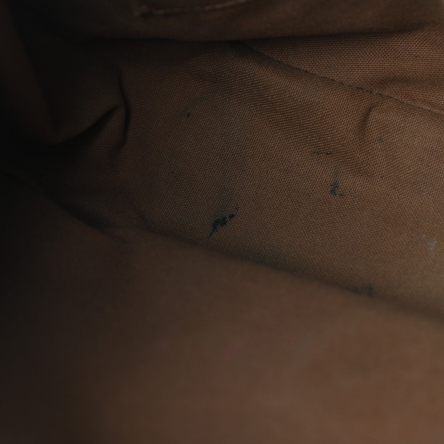 Louis Vuitton Monogram Tulum GM 6 of 7