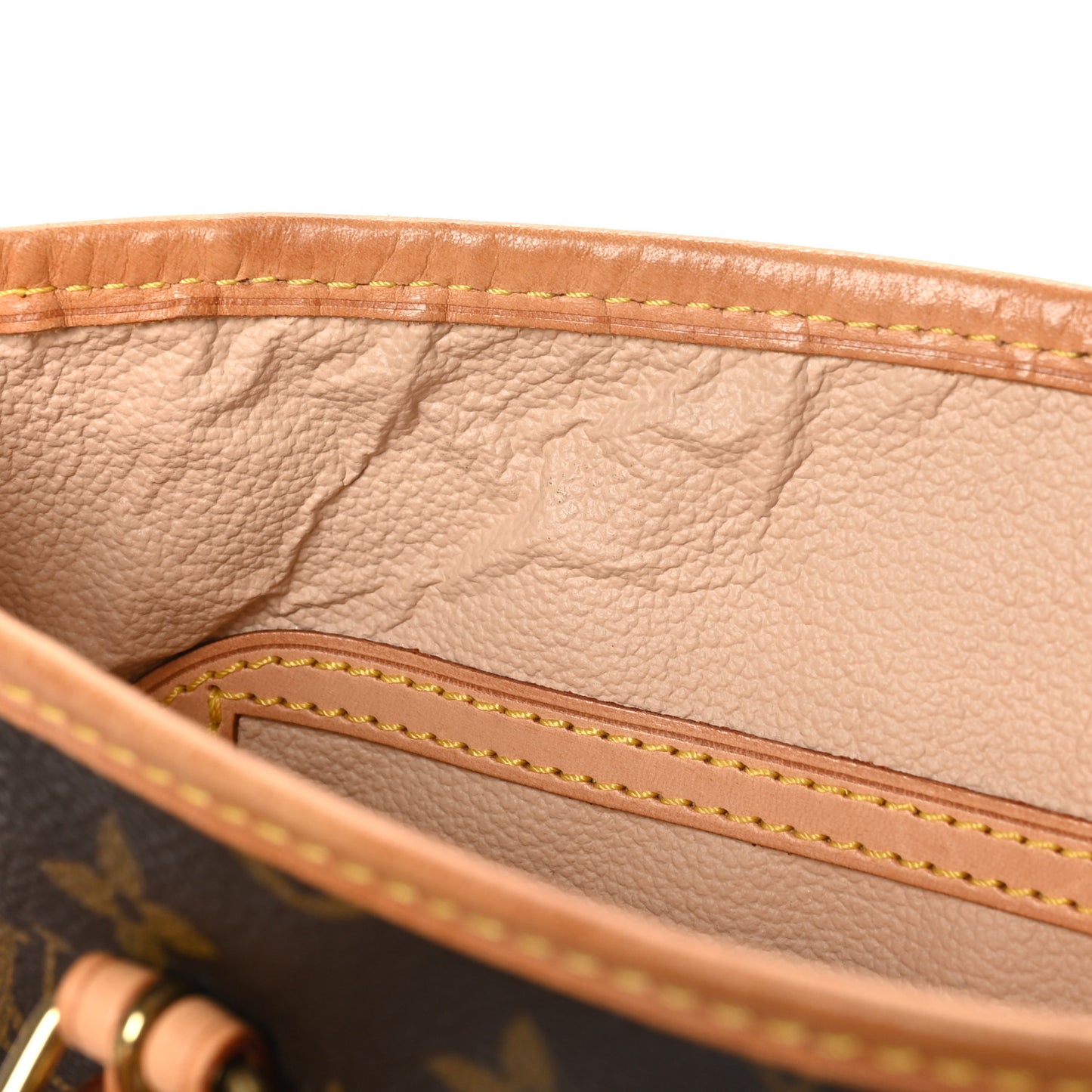 Monogram Petit Bucket 23