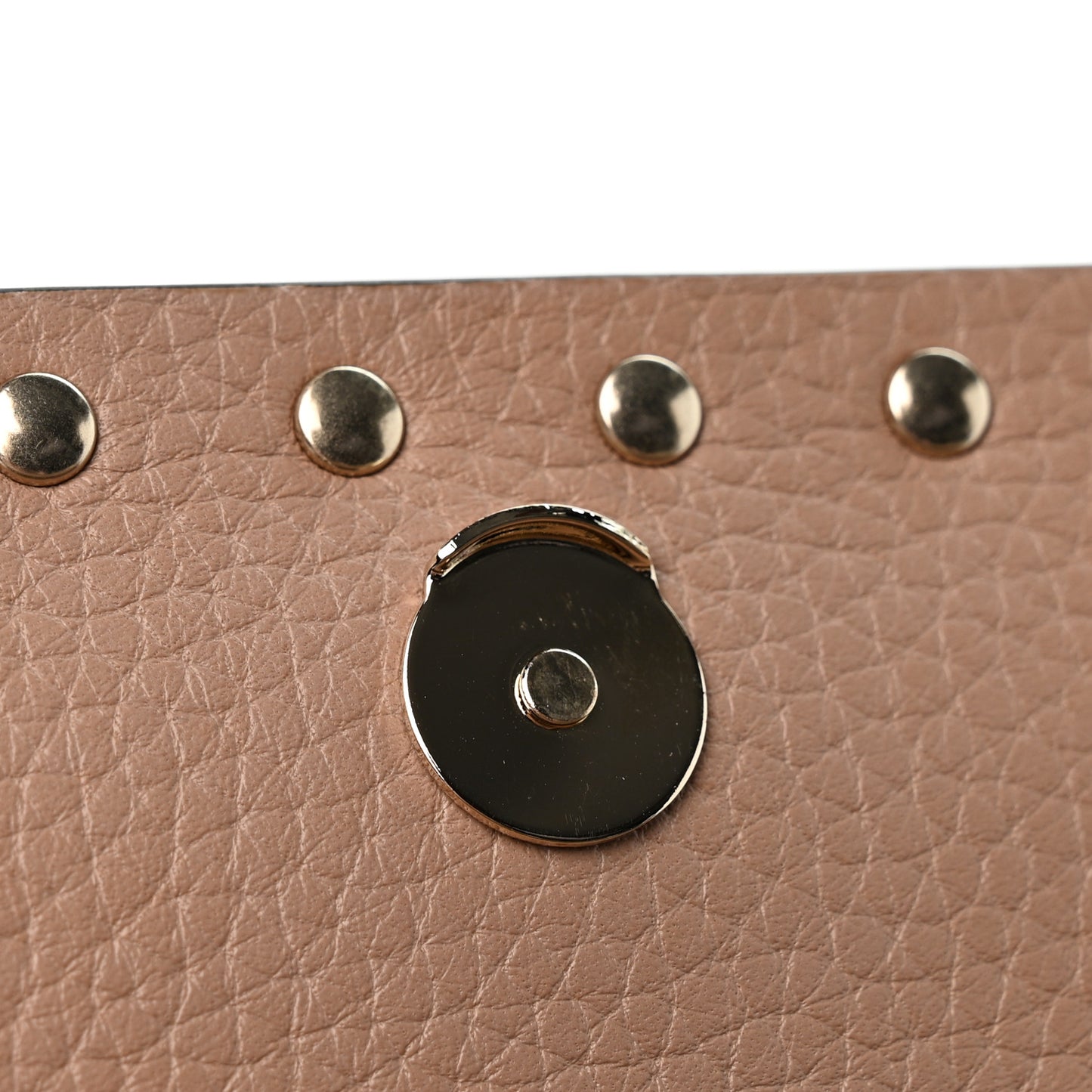 Pebbled Calfskin Rockstud Flap Wallet On Chain Poudre