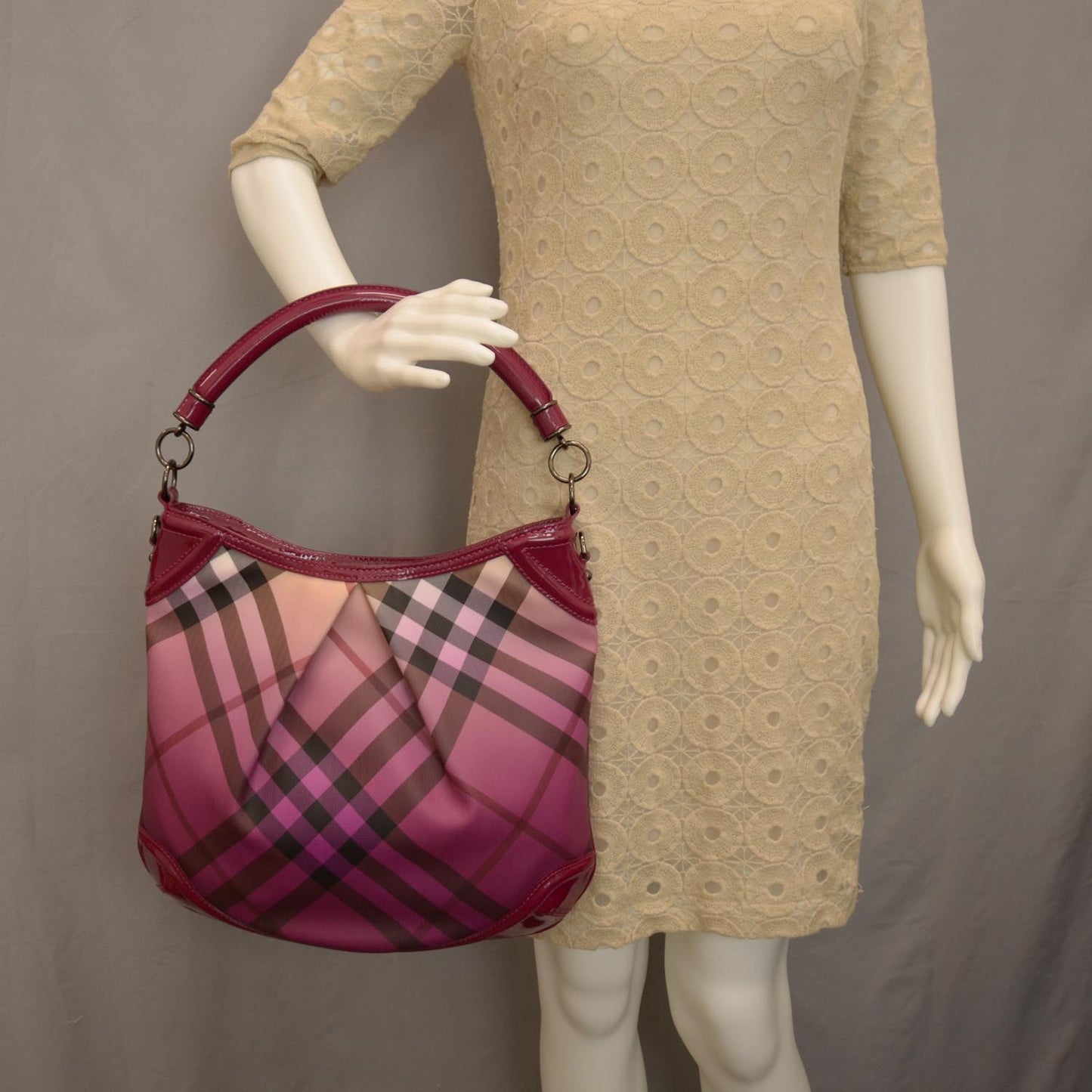 Nova Pop Degrade Medium Craigwell Hobo Raspberry Sorbet
