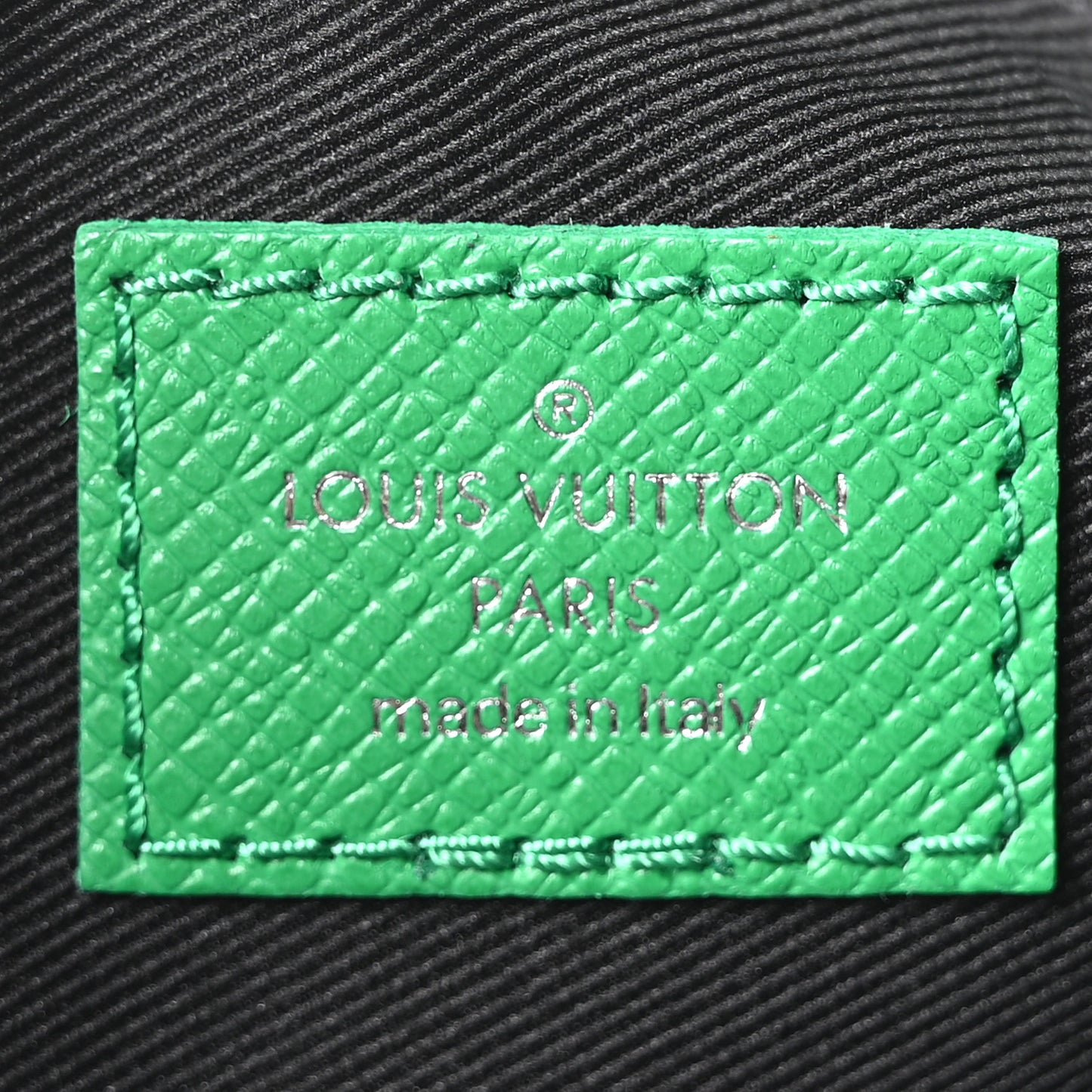 Taigarama Alpha Wearable Wallet Cactus Green