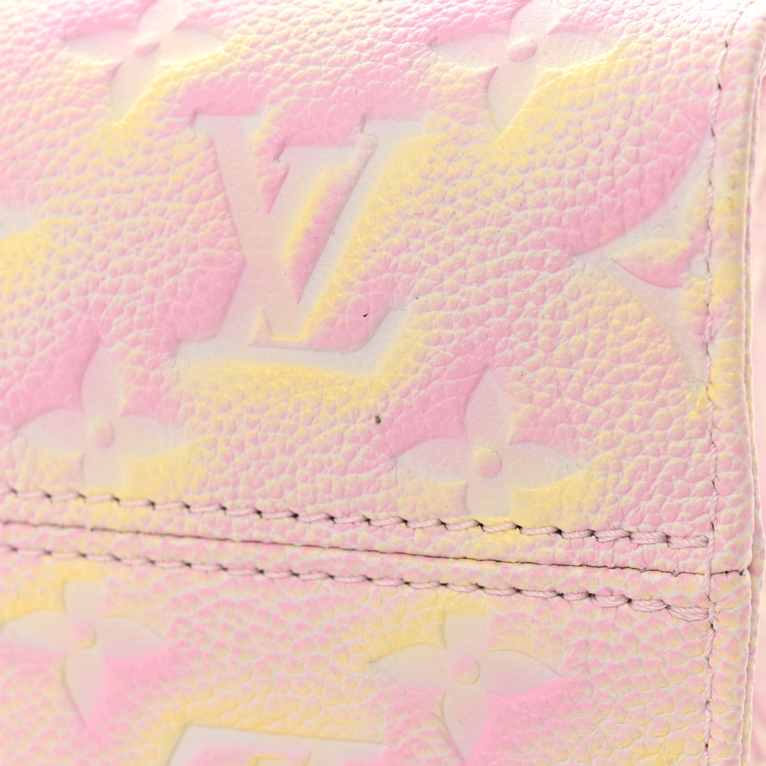 Louis Vuitton Empreinte Monogram Summer Stardust Onthego PM Pink 10 of 13