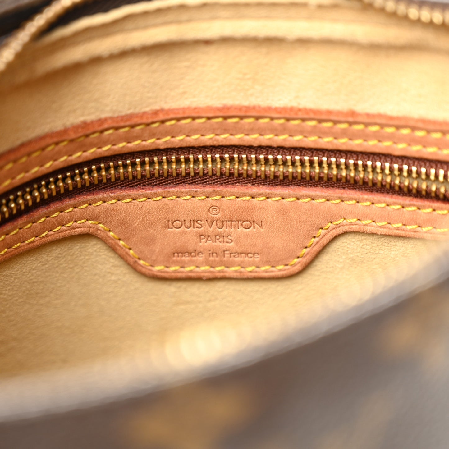 Monogram Looping MM