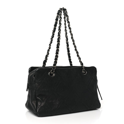 Chanel Calfskin Small Diamond Stitch Tote Black 3 of 11