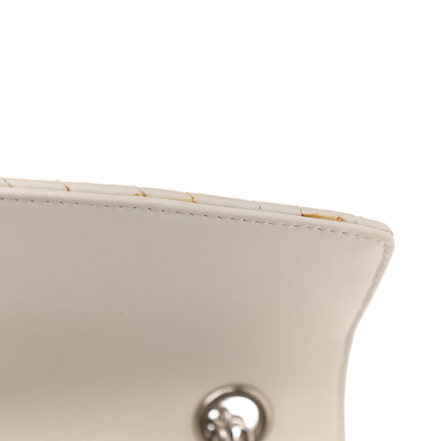 Calfskin Logo Matelasse M BB Chain Shoulder Bag Blanc Neige