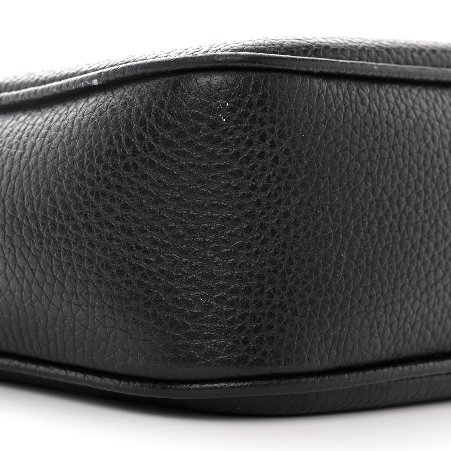Gucci Pebbled Calfskin Small Soho Disco Bag Black 10 of 11