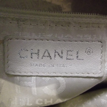 Chanel Lambskin Ultimate Soft Shoulder Bag White 8 of 13