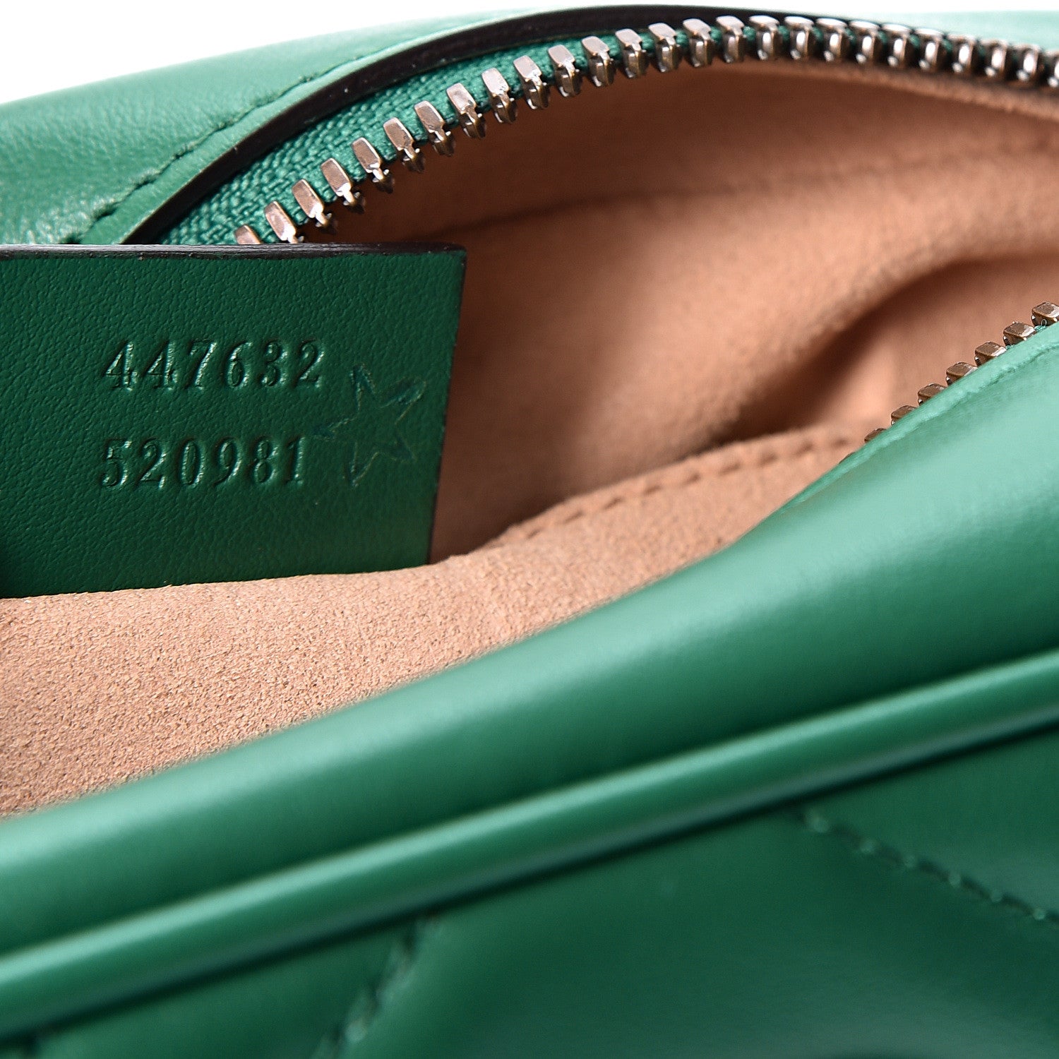 Gucci Calfskin Matelasse Small GG Marmont Chain Shoulder Bag Emerald Green 9 of 10