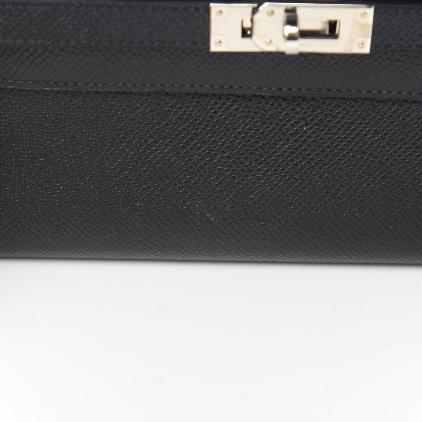 Epsom Kelly Longue Wallet Black