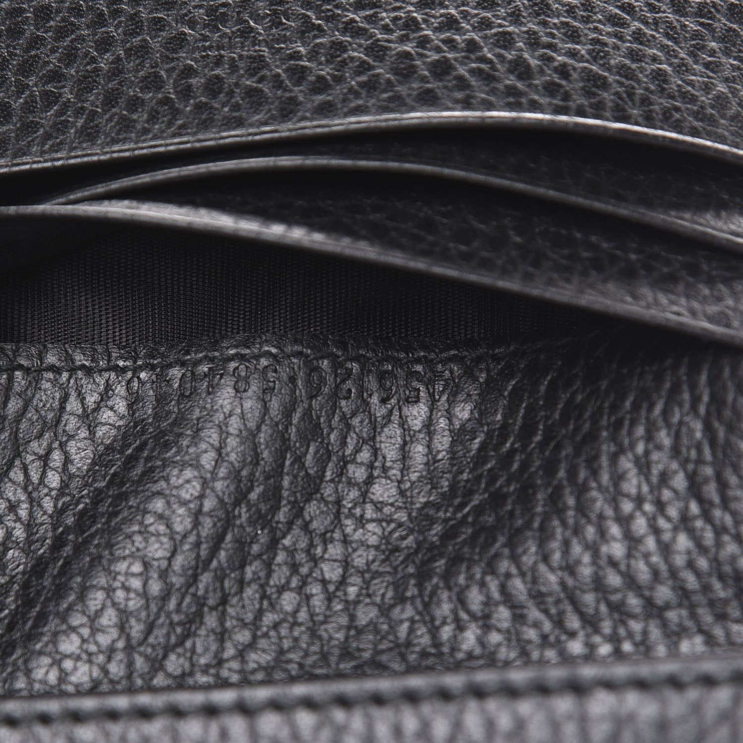 Gucci Pebbled Calfskin GG Marmont Card Case Black 7 of 9