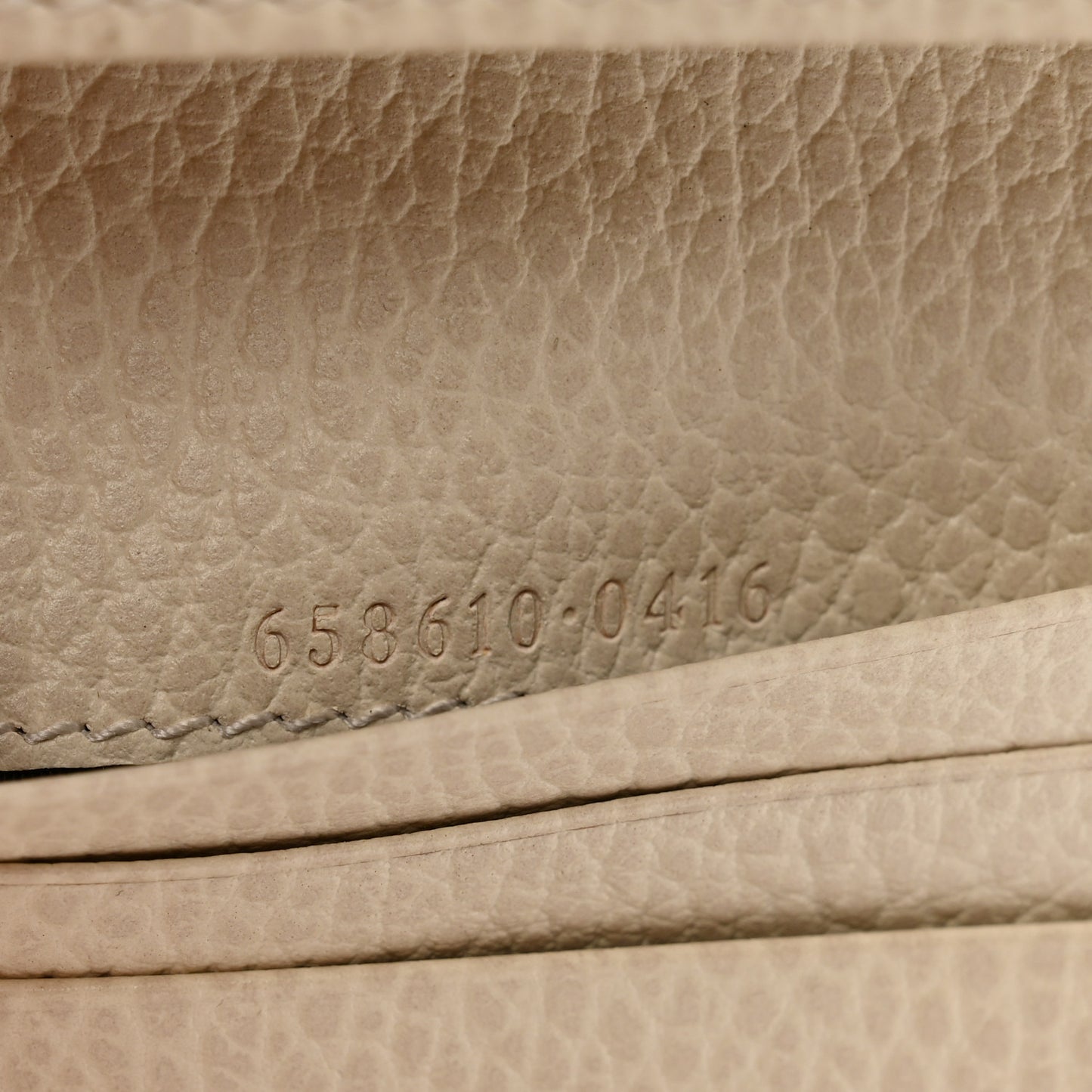 Dollar Calfskin GG Supreme Monogram GG Marmont Card Case Mystic White Beige Ebony