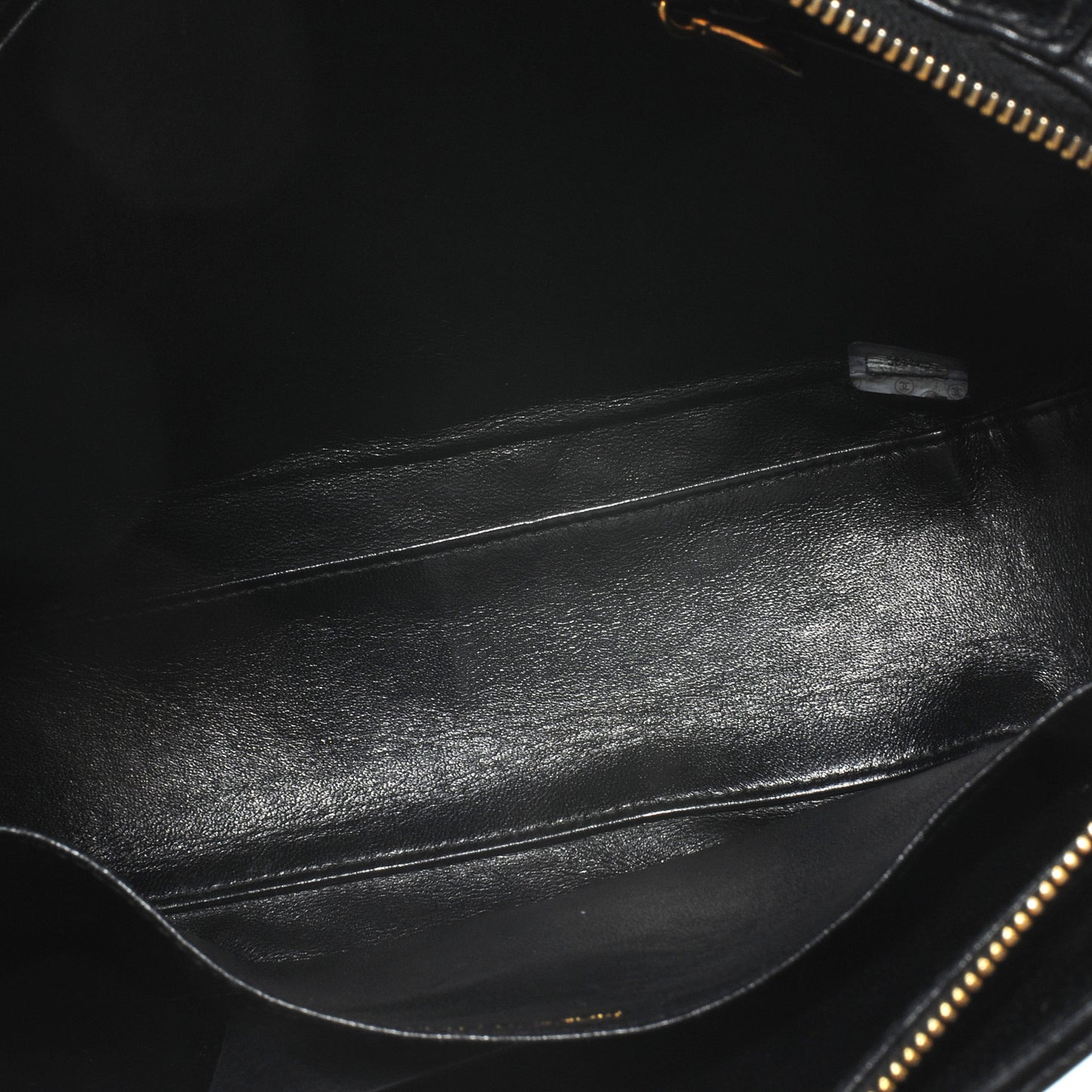 Caviar Diamond Stitched Shoulder Bag Black