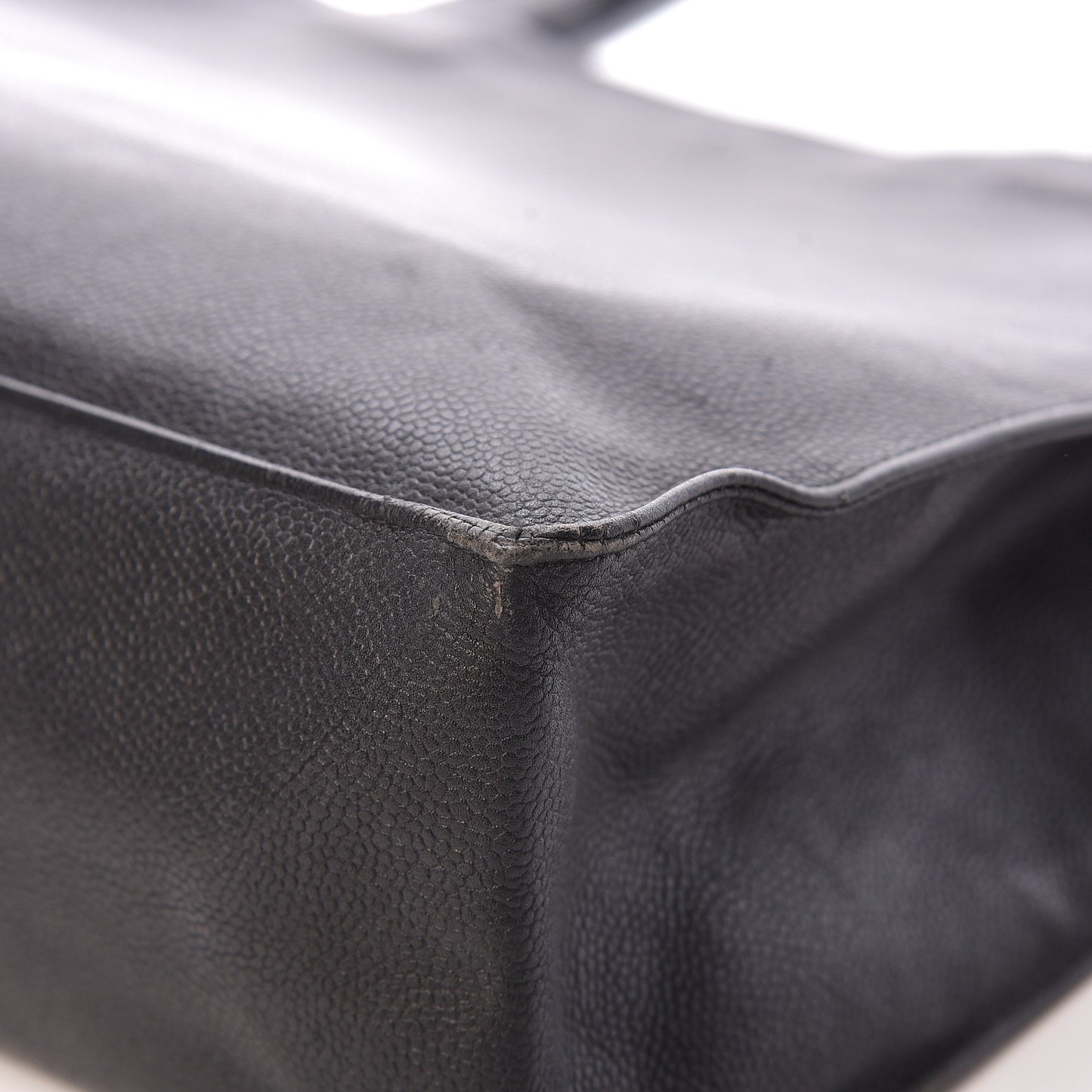 Caviar CC Tote Black