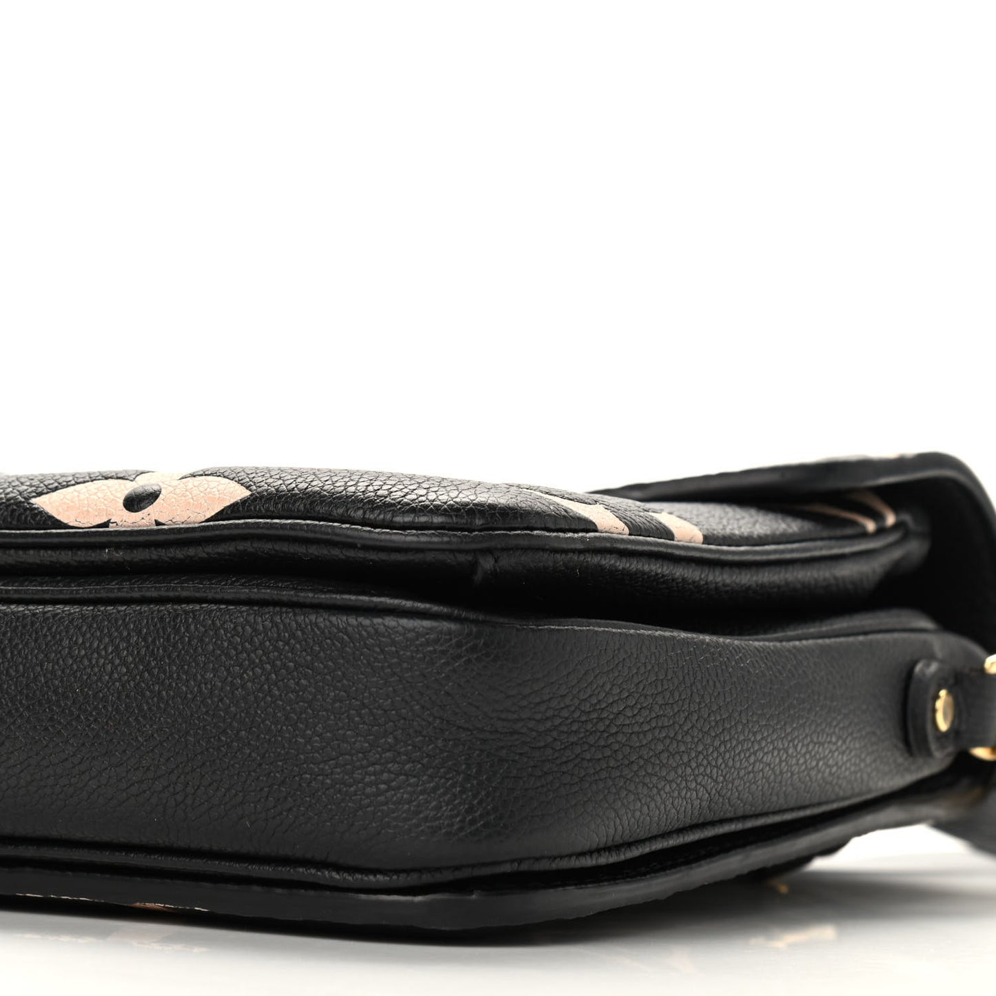 Empreinte Monogram Giant Pochette Metis Black Beige