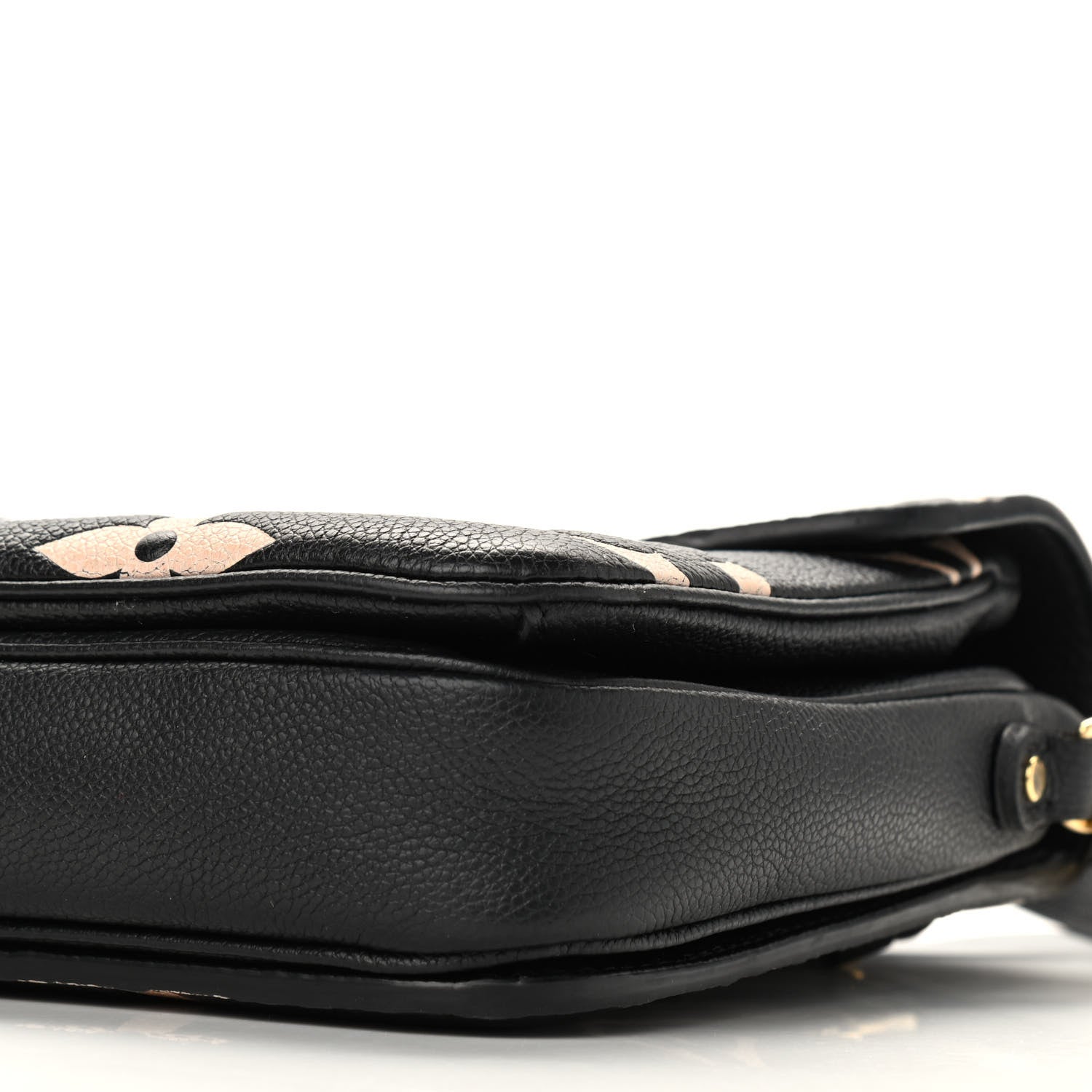 Louis Vuitton Empreinte Monogram Giant Pochette Metis Black Beige 8 of 8