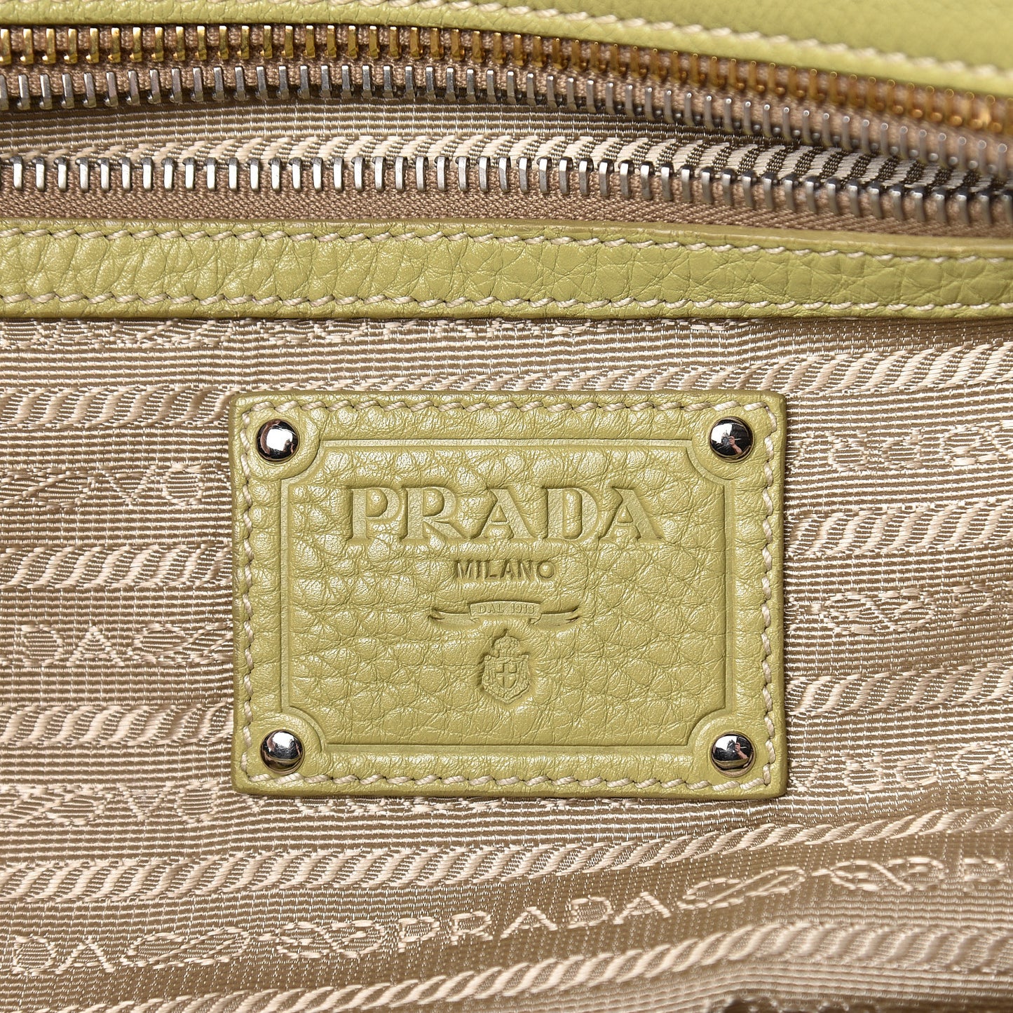 Vitello Daino Satchel Cedro