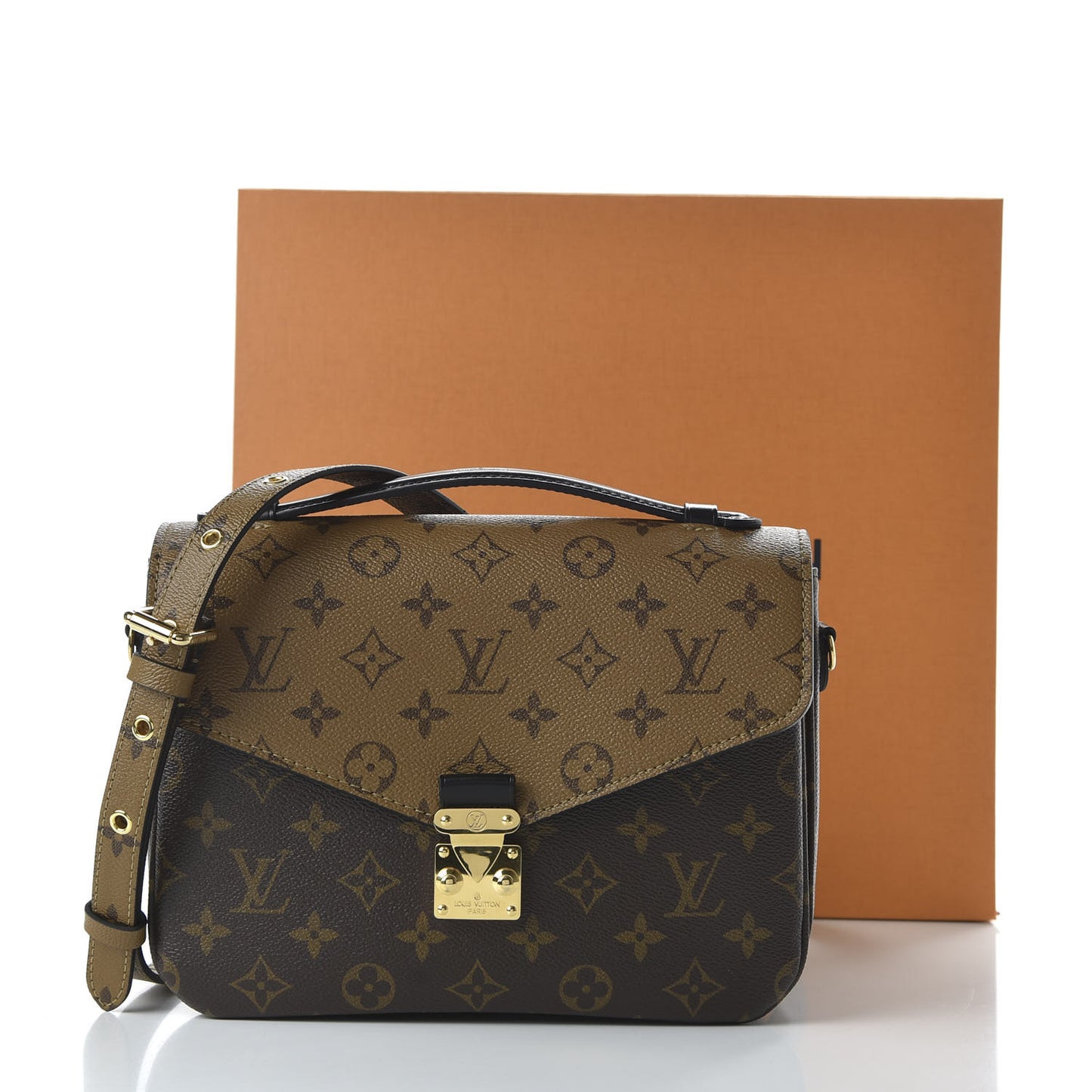 Reverse Monogram Pochette Metis