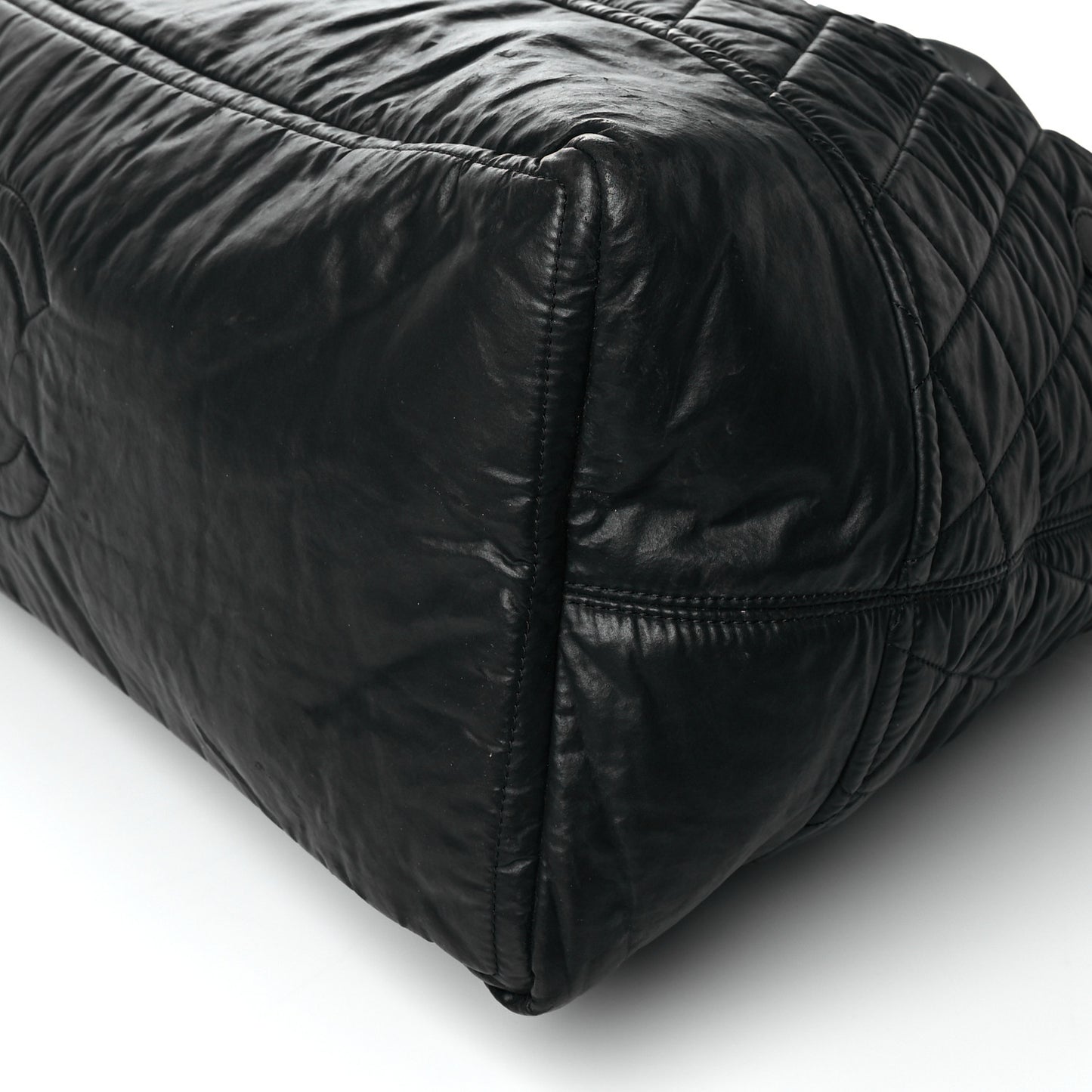Coated Canvas Quilted Travel Bag Black