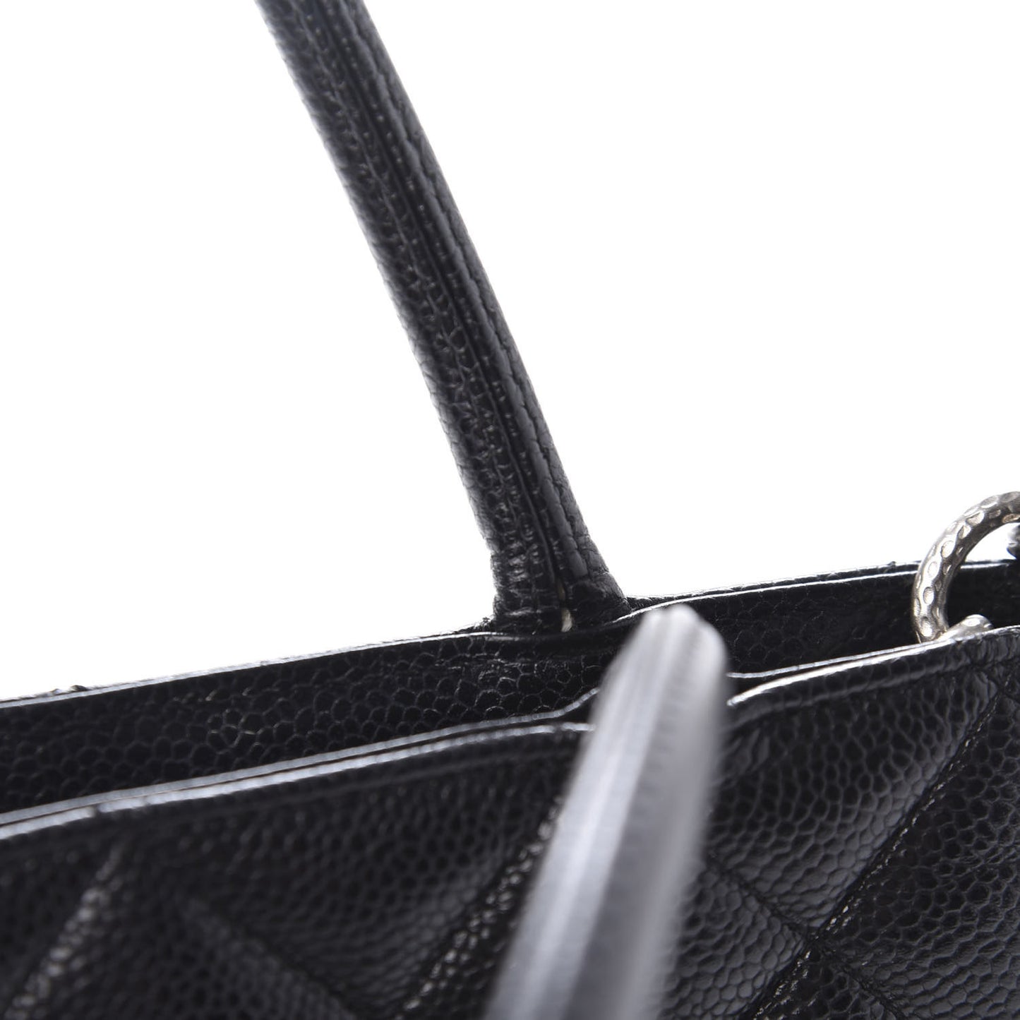 Caviar Quilted Medallion Tote Black