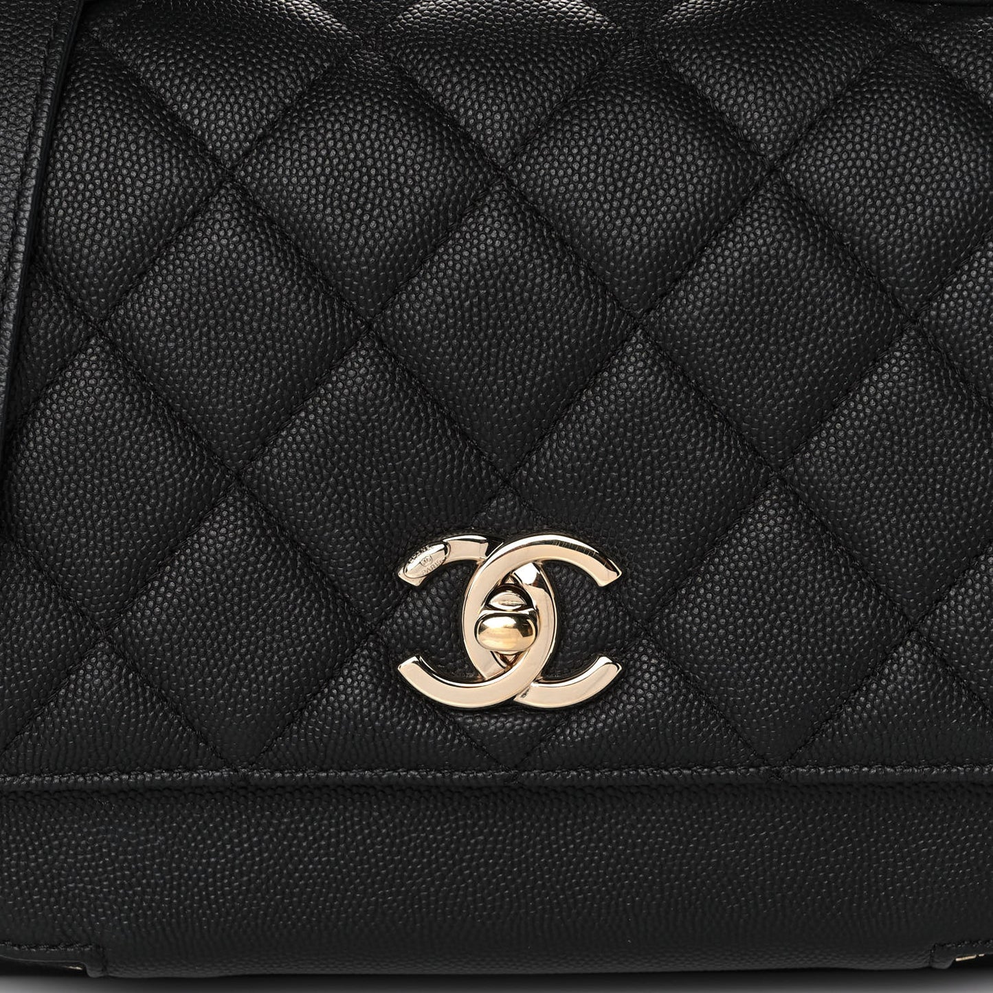Caviar Quilted Medium Business Affinity Flap Black