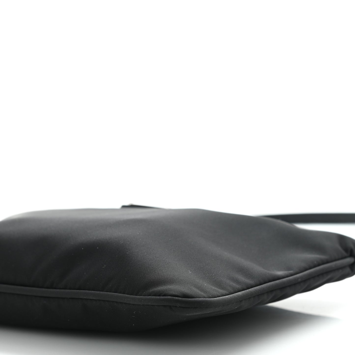 Tessuto Nylon Saffiano Flat Pochette Black