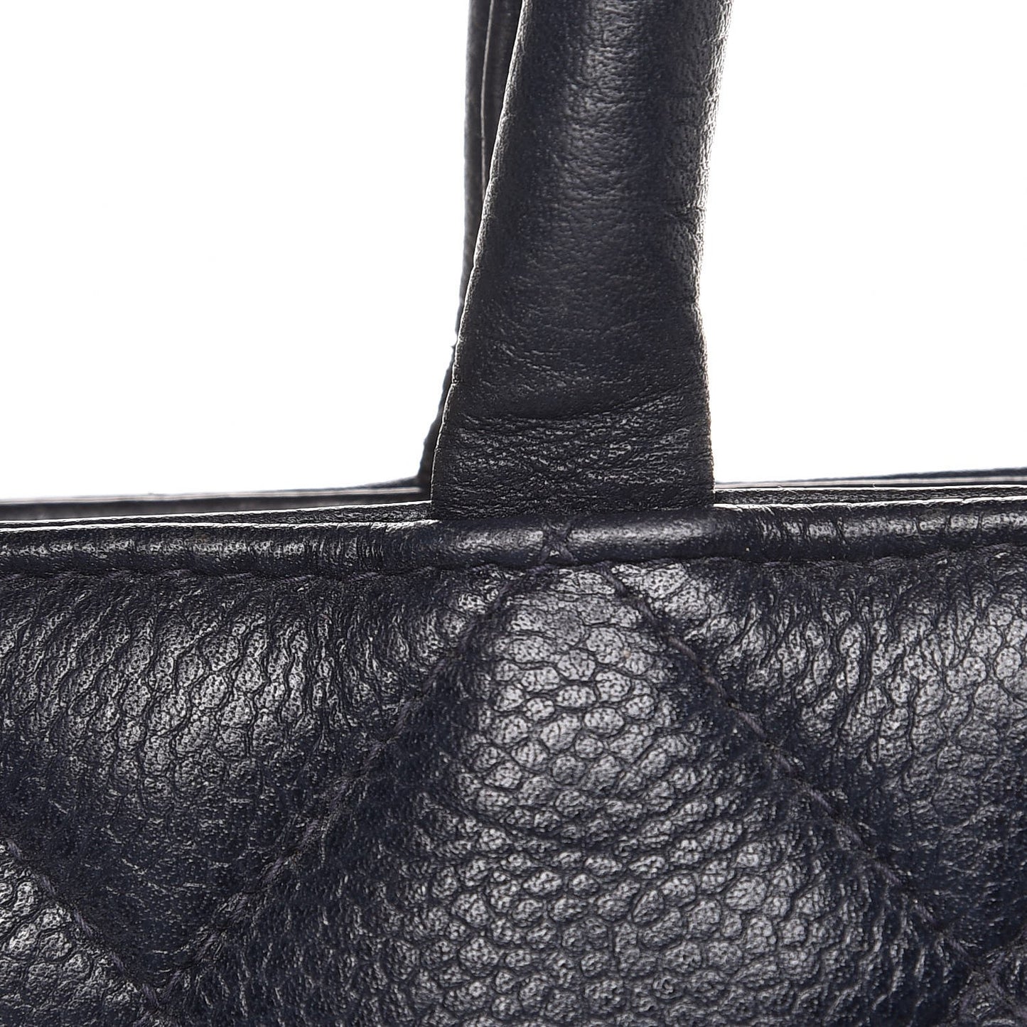 Caviar Quilted Medallion Tote Navy