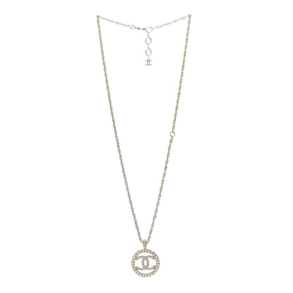 Chanel Pearl CC Round Pendant Necklace Gold 3 of 6
